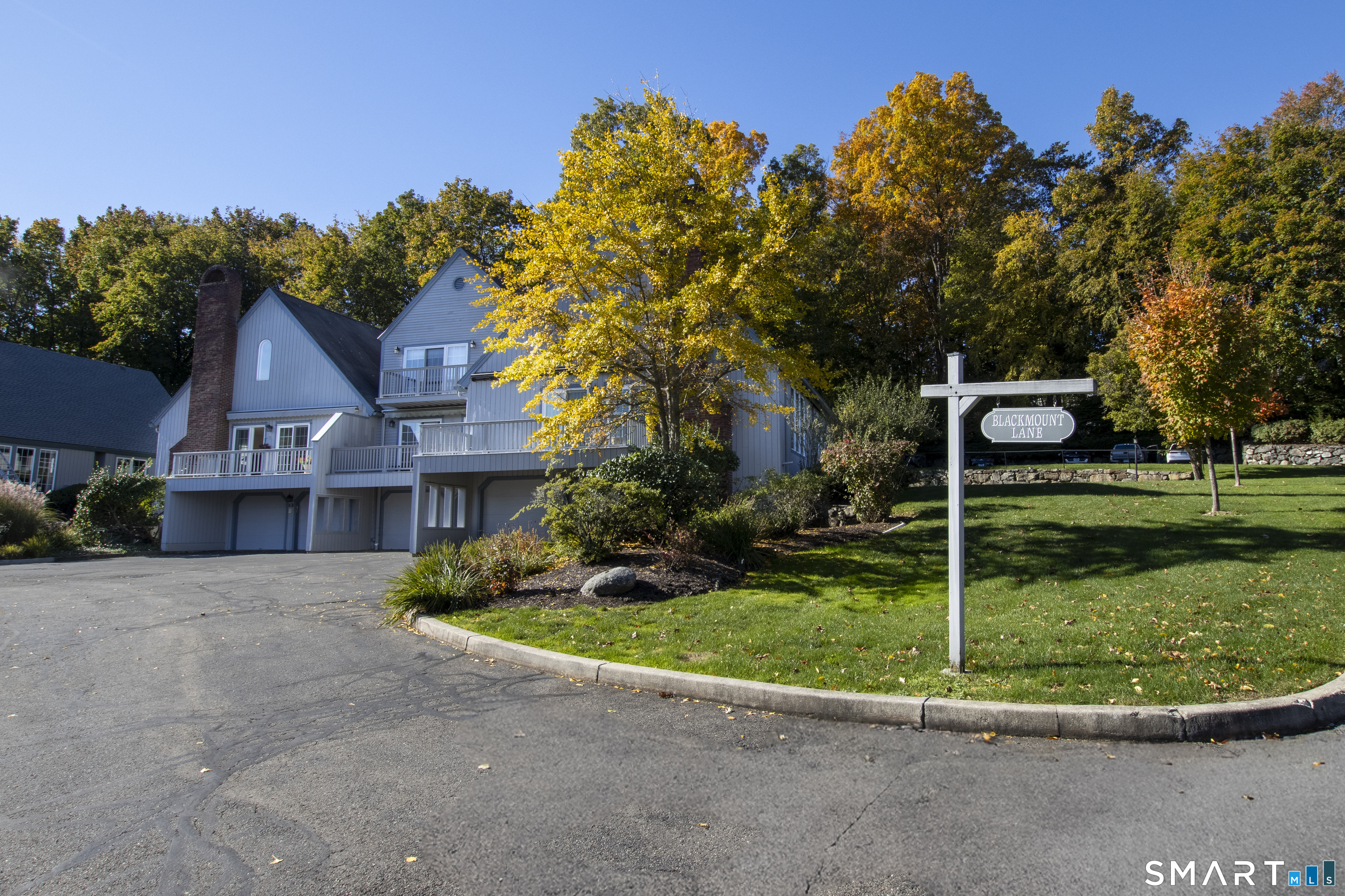 55 Blackmount Court Unit: 55