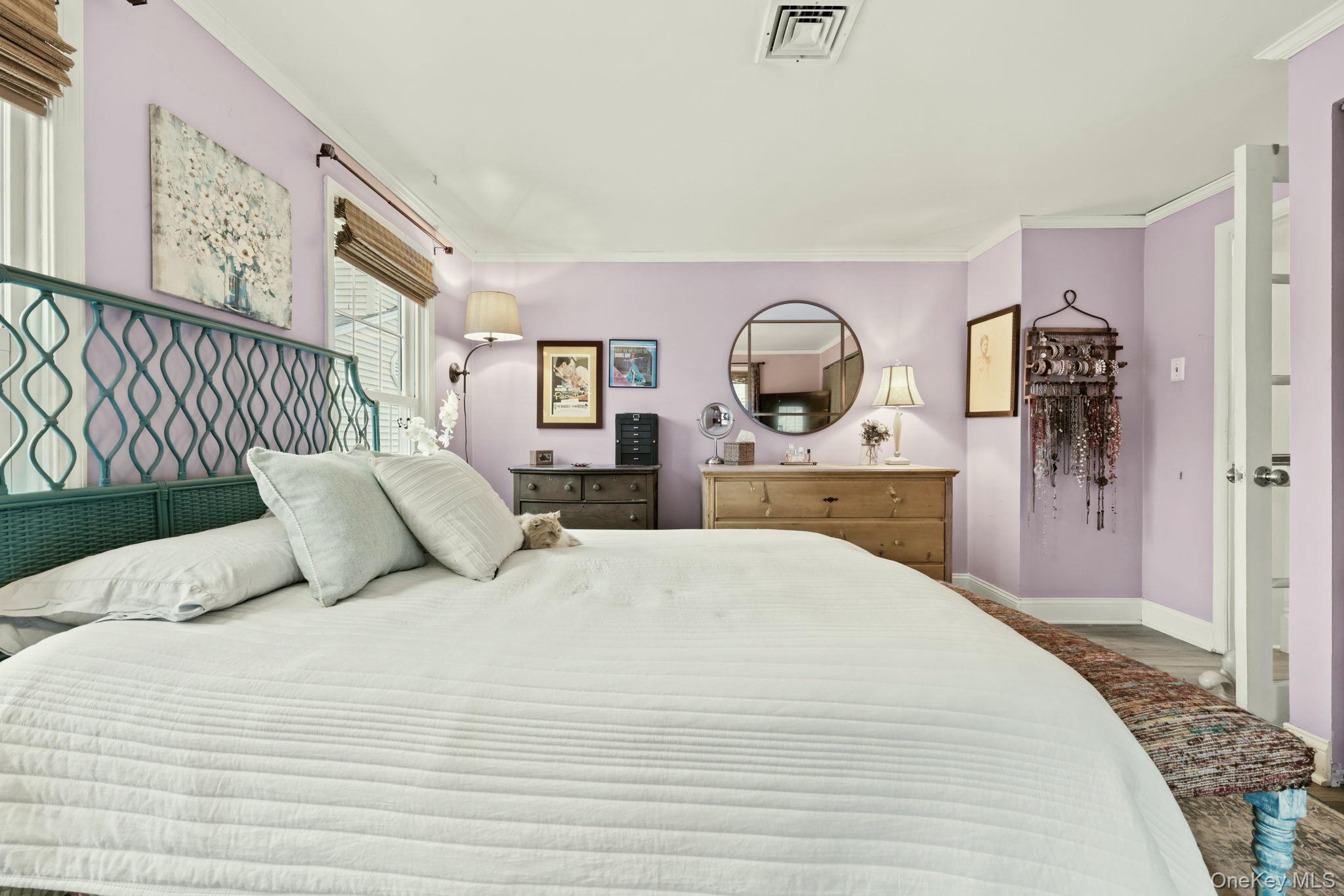 14 Washington Mews Unit: 14