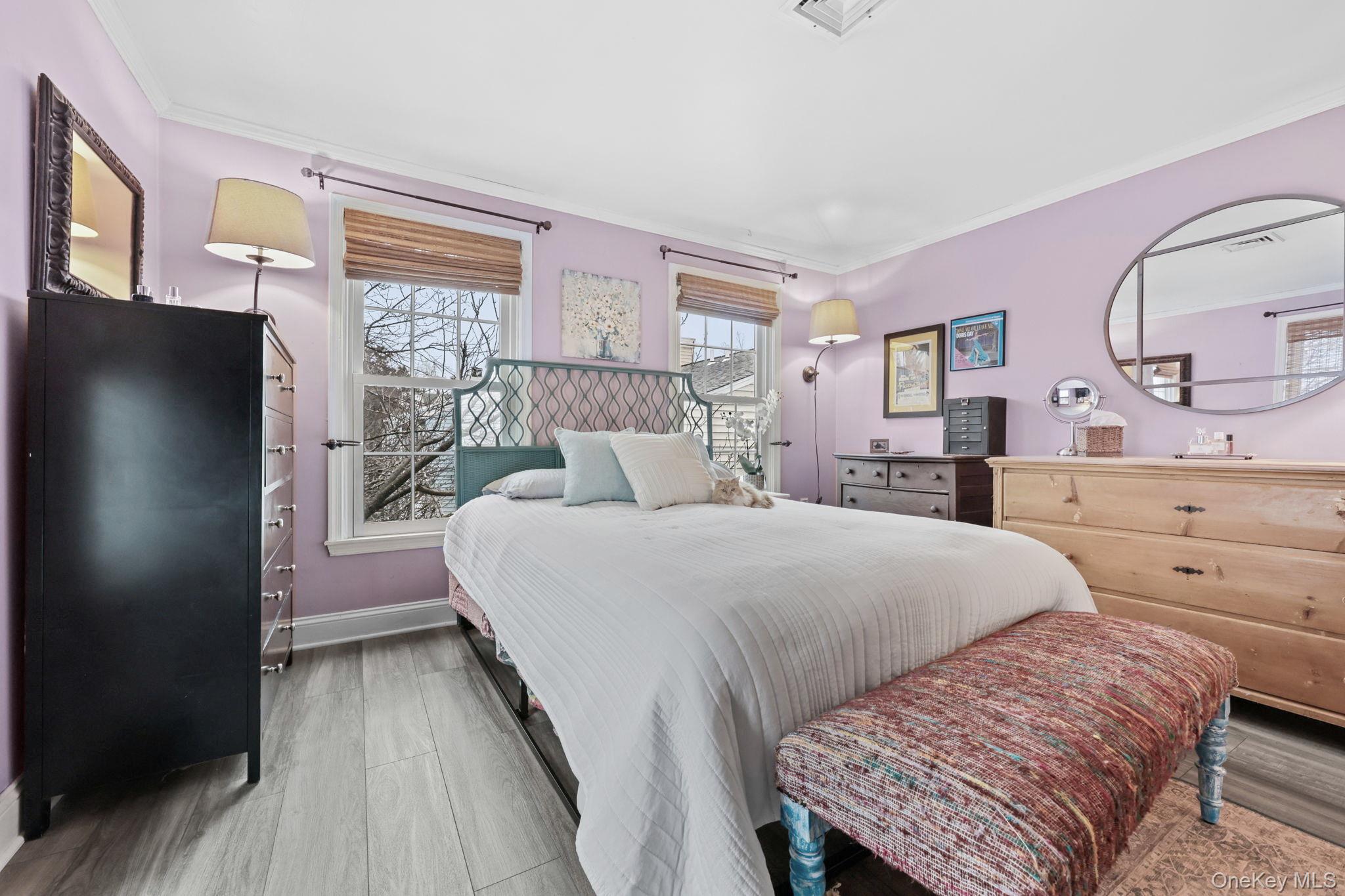 14 Washington Mews Unit: 14