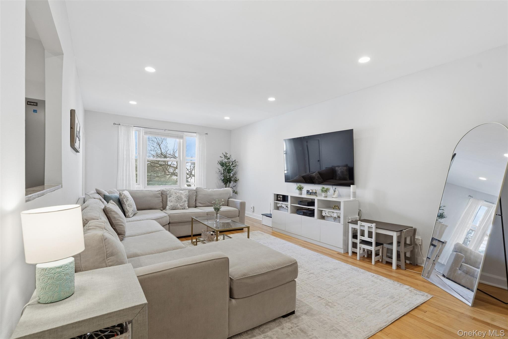 101 Old Mamaroneck Road Unit: 1c5