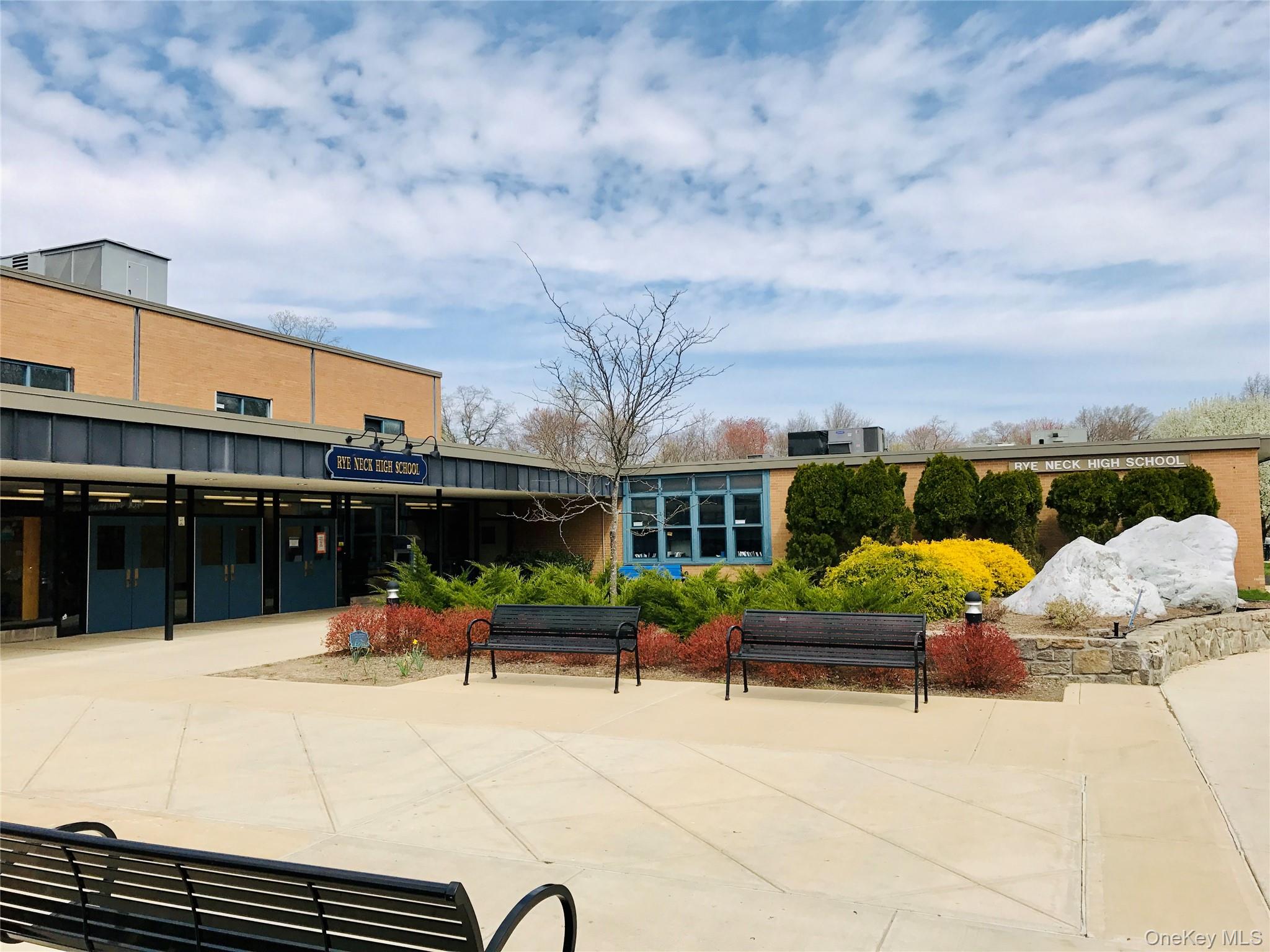 921 Jefferson Avenue