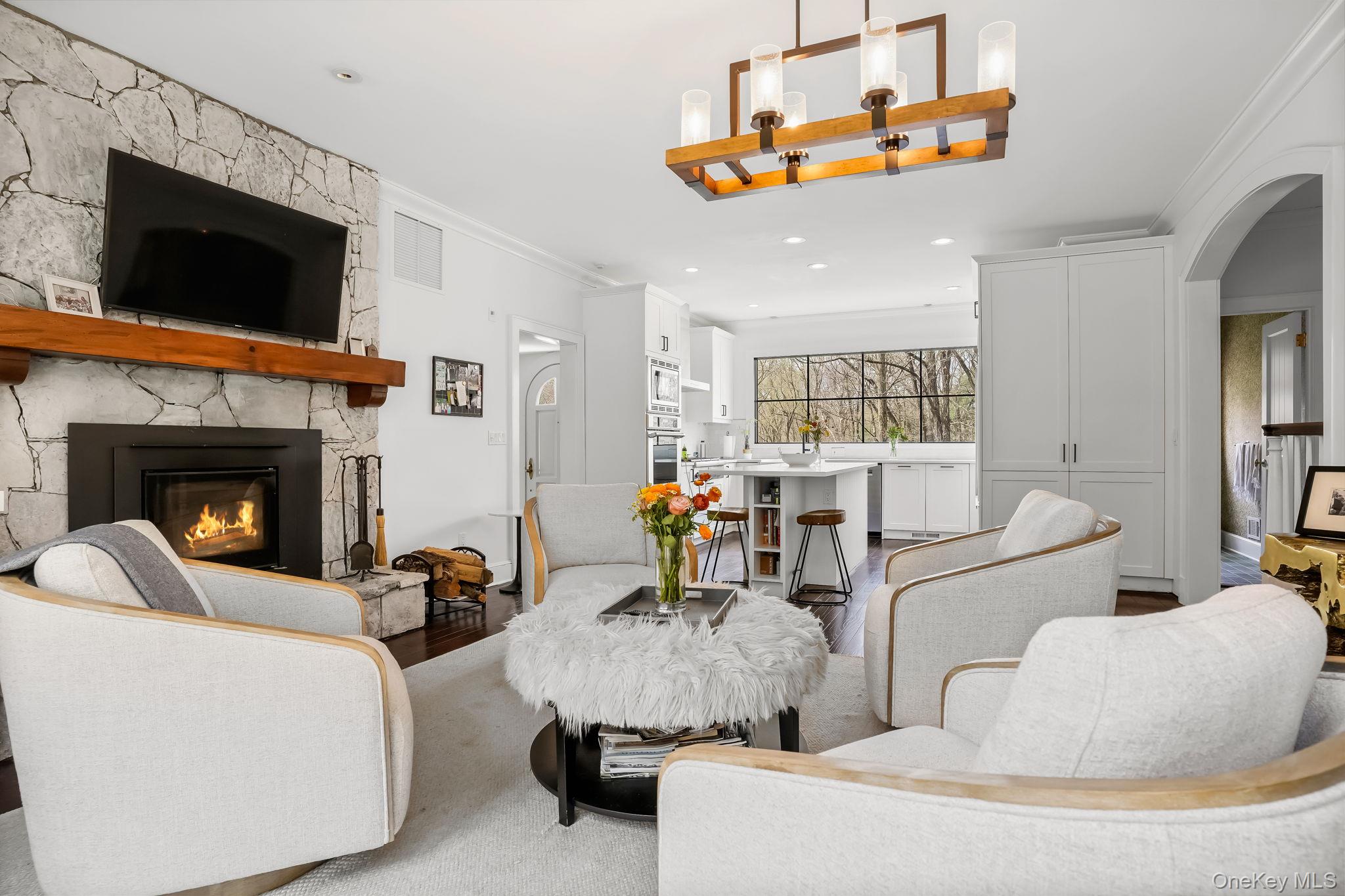 17 Spyrock Road
