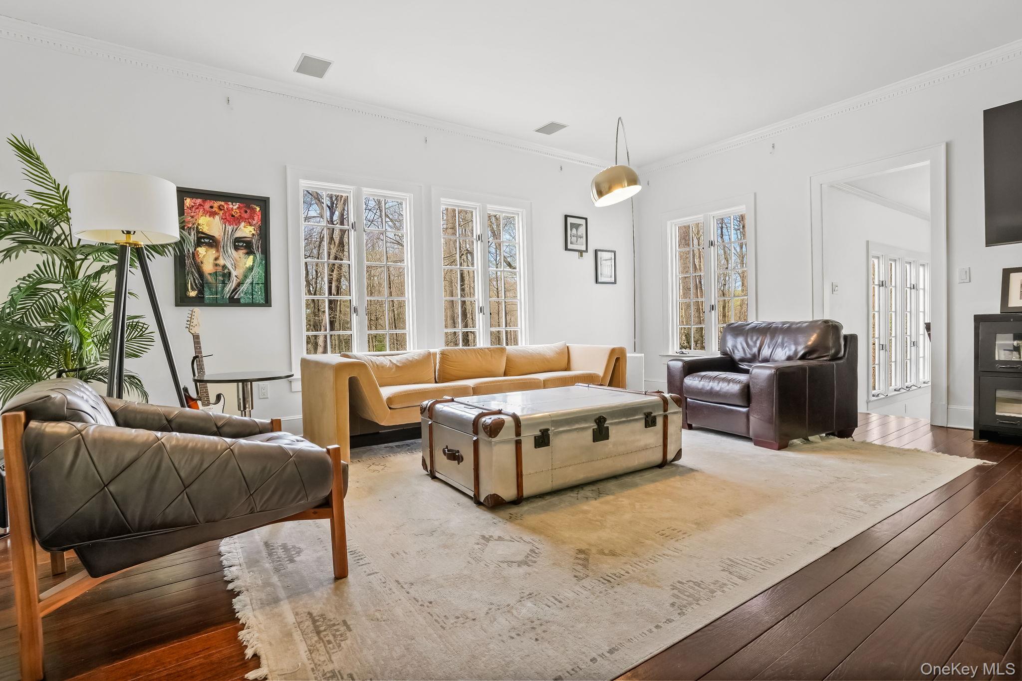 17 Spyrock Road