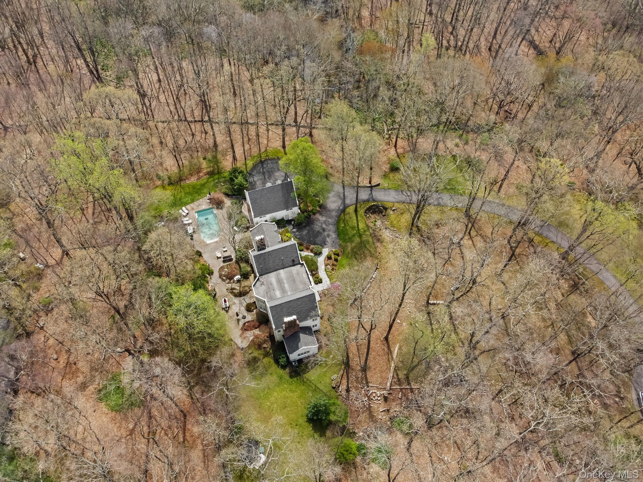 17 Spyrock Road