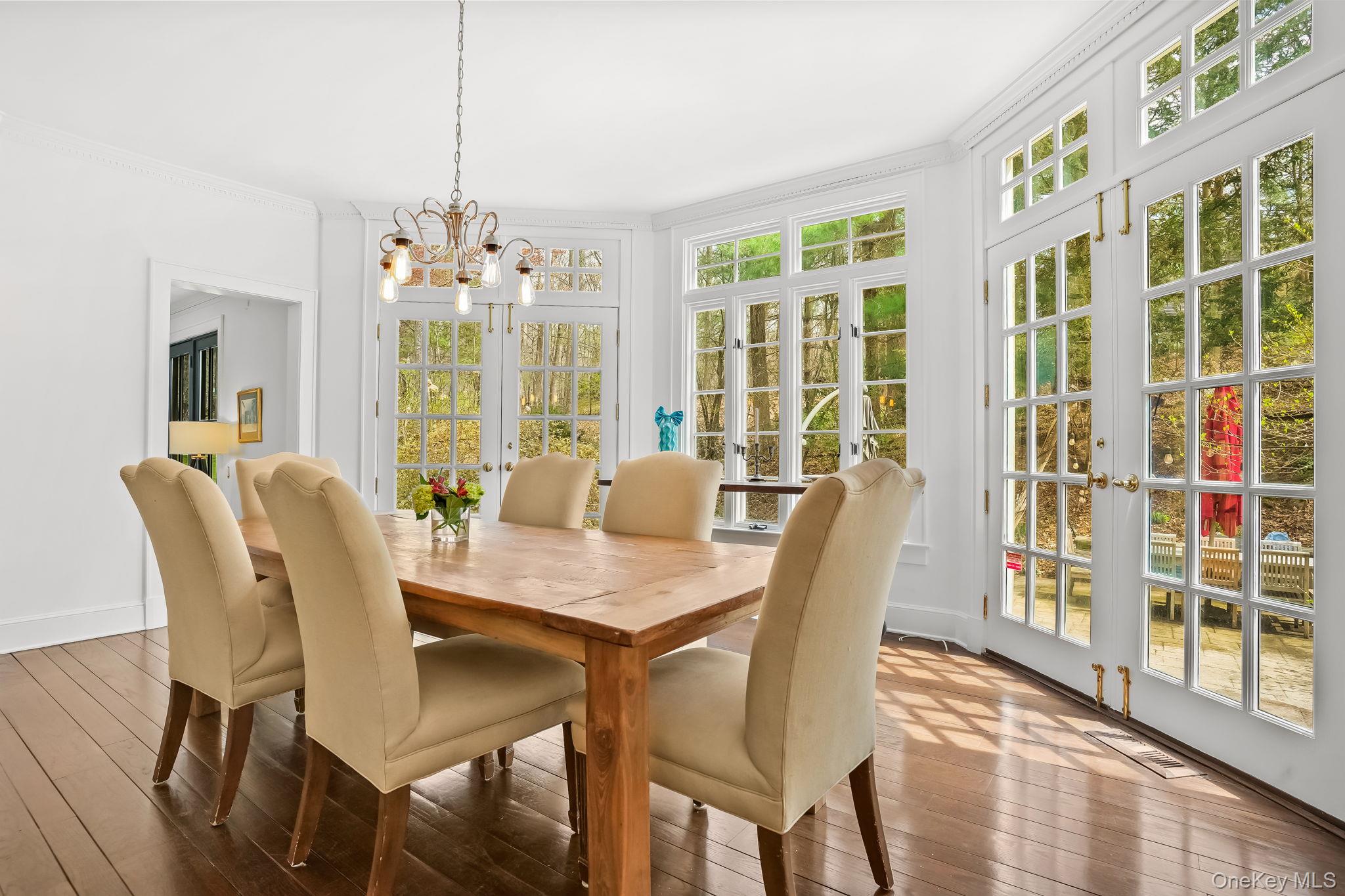 17 Spyrock Road