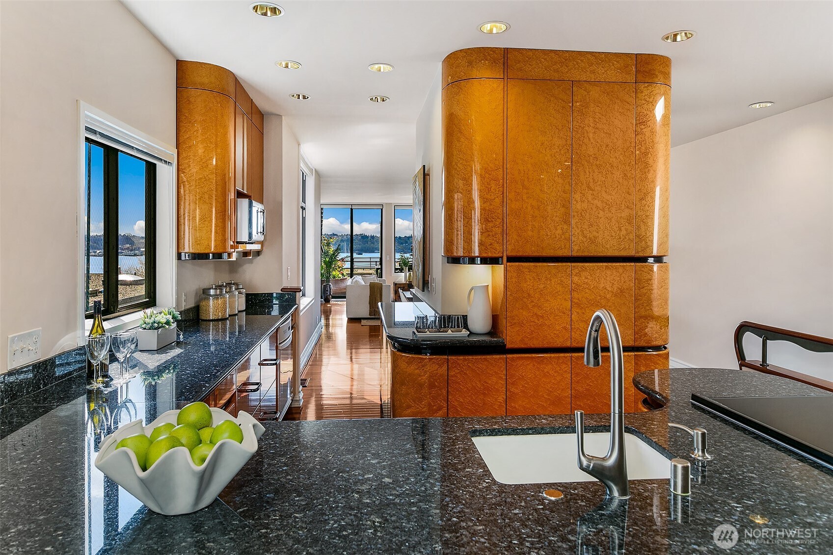 88 Virginia Street Unit: 71