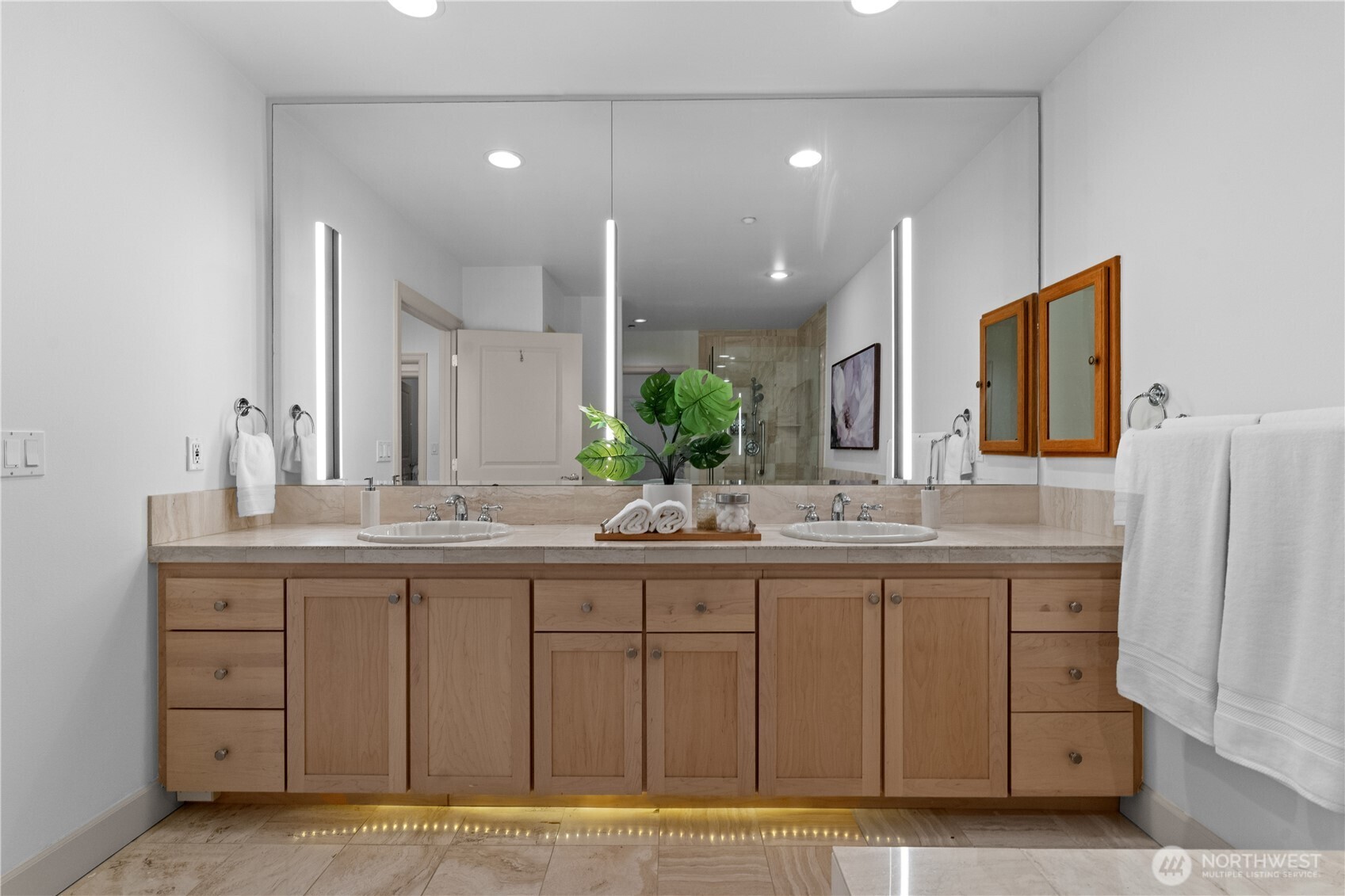 1106 108th Avenue NE Unit: 704