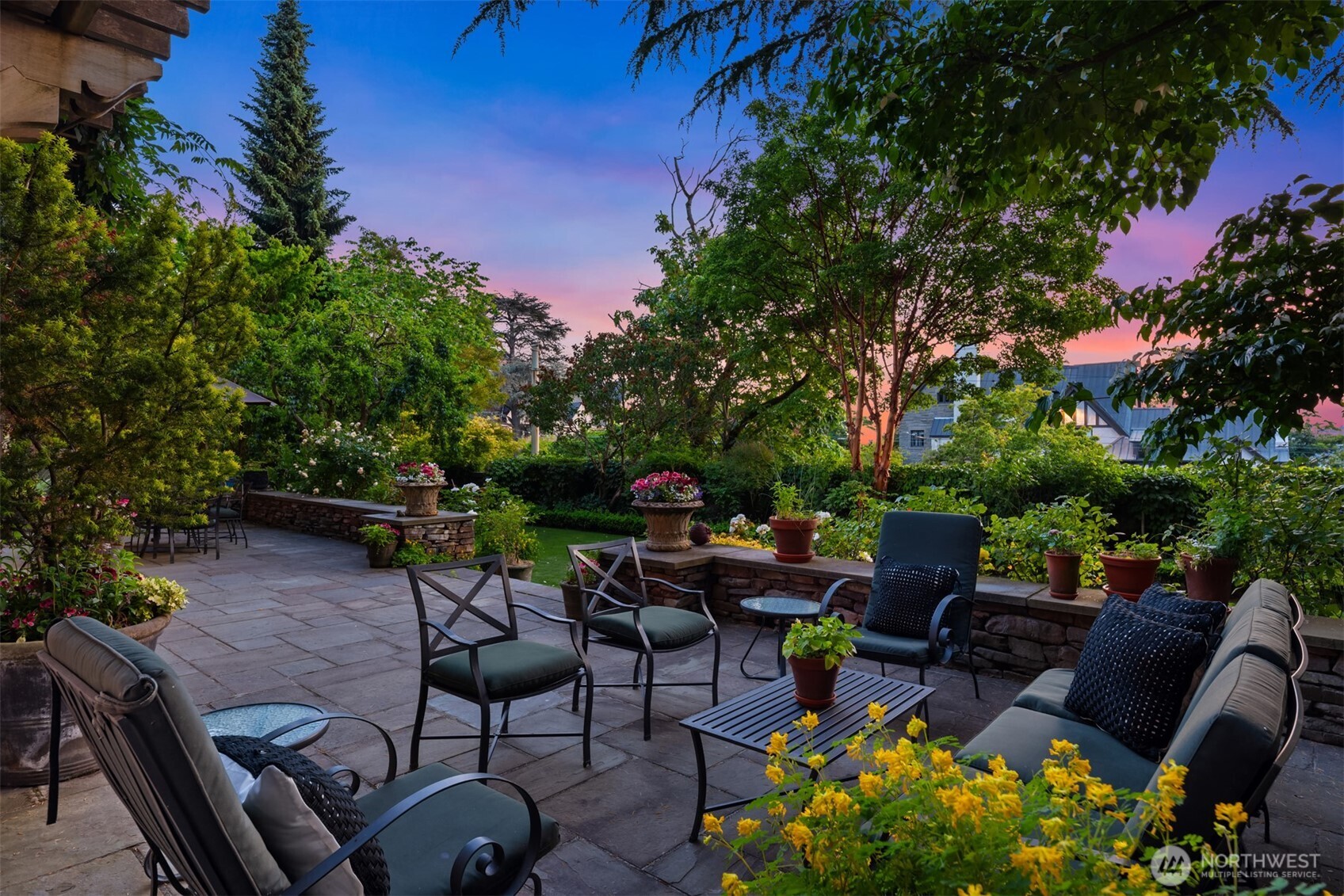 1617 Federal Avenue E