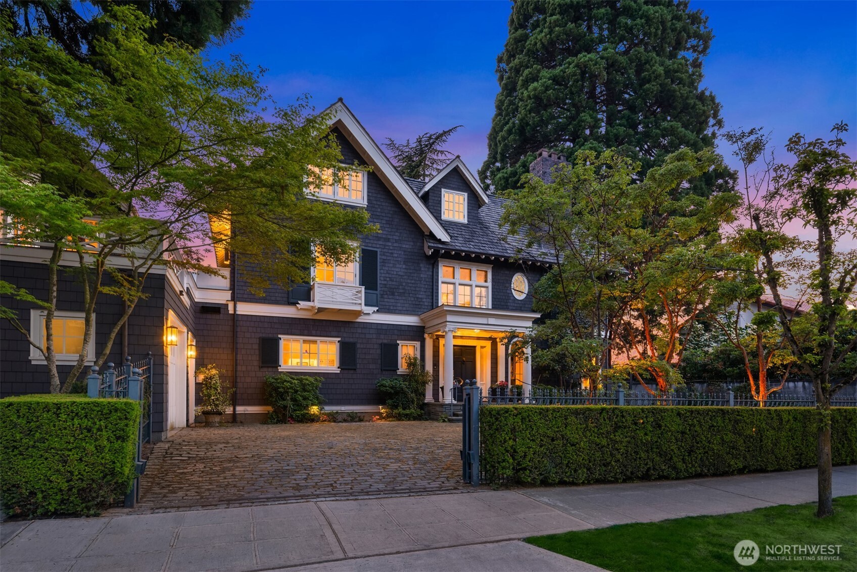 1617 Federal Avenue E