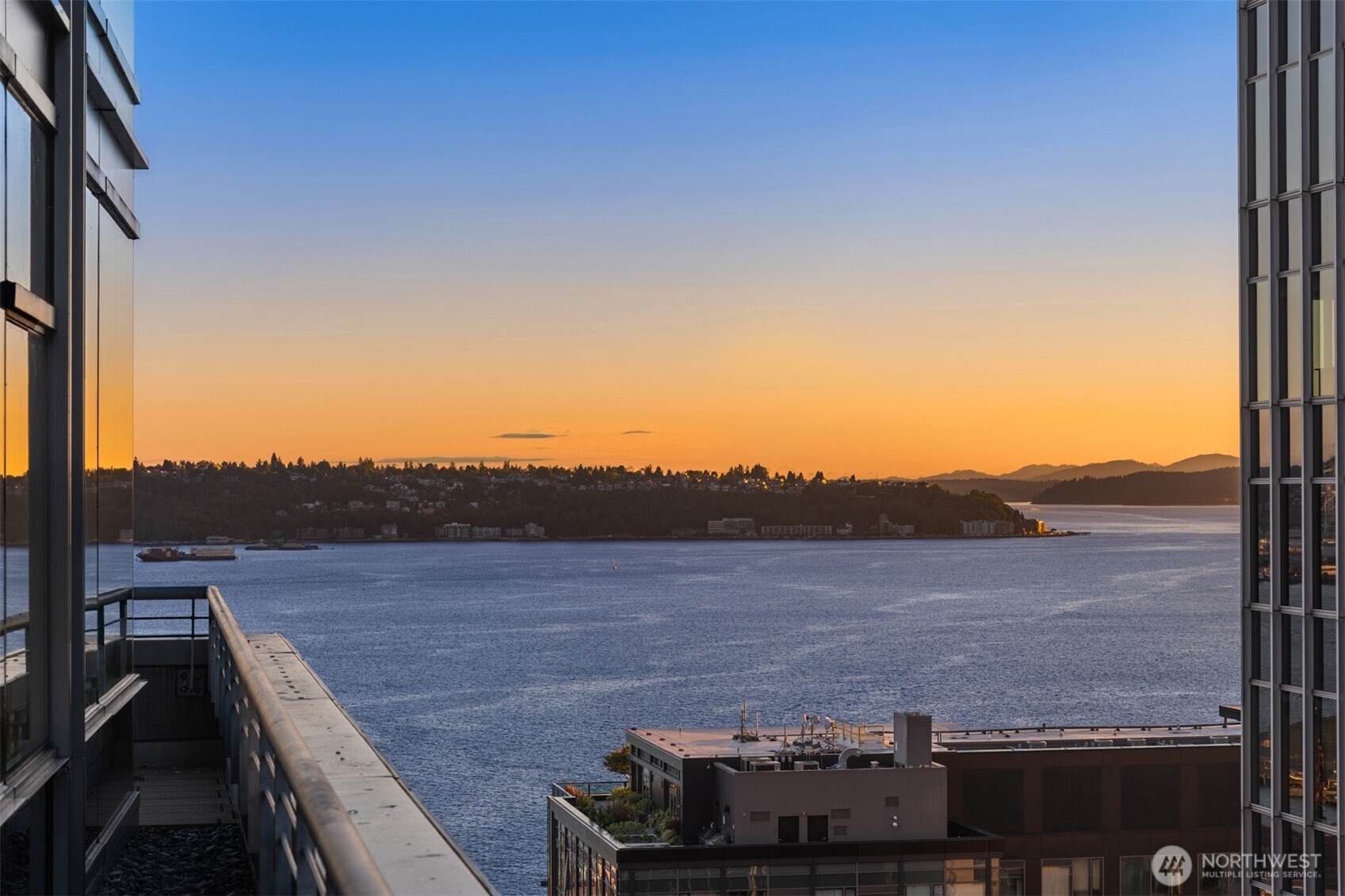 715 2nd Avenue Unit: 1504