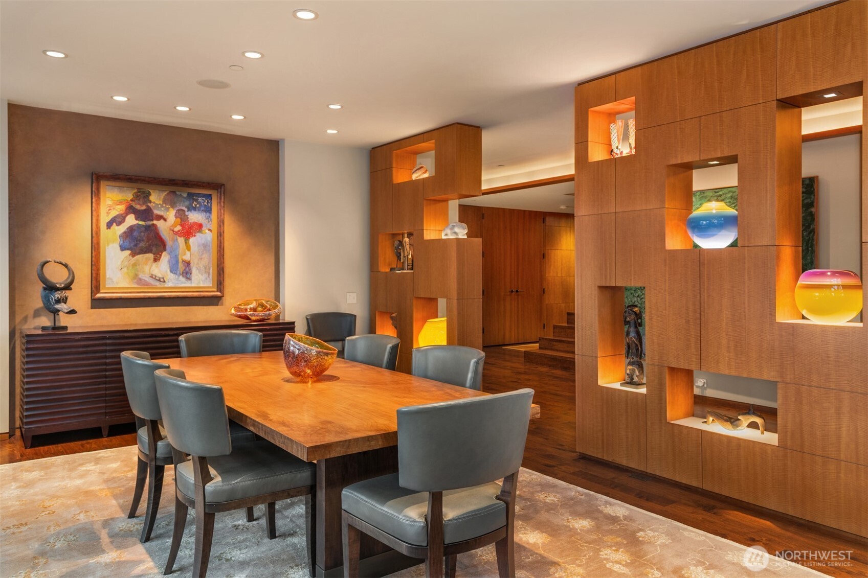 715 2nd Avenue Unit: 1504