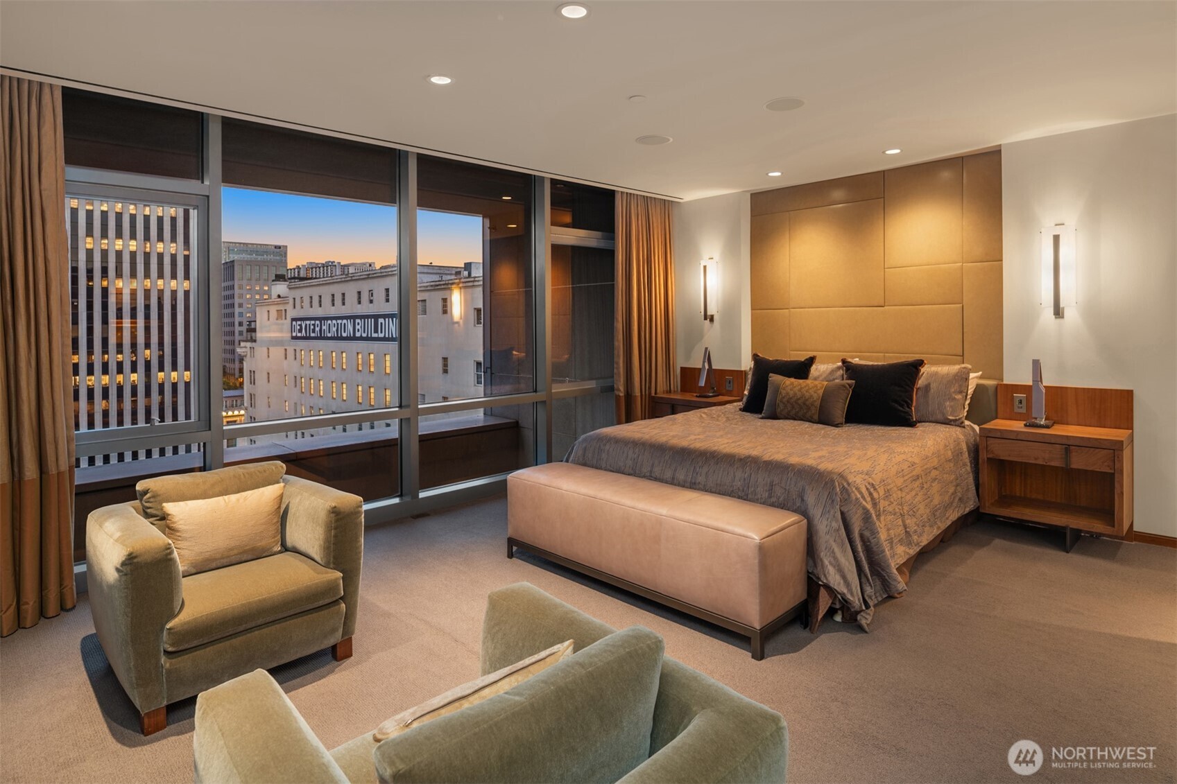 715 2nd Avenue Unit: 1504