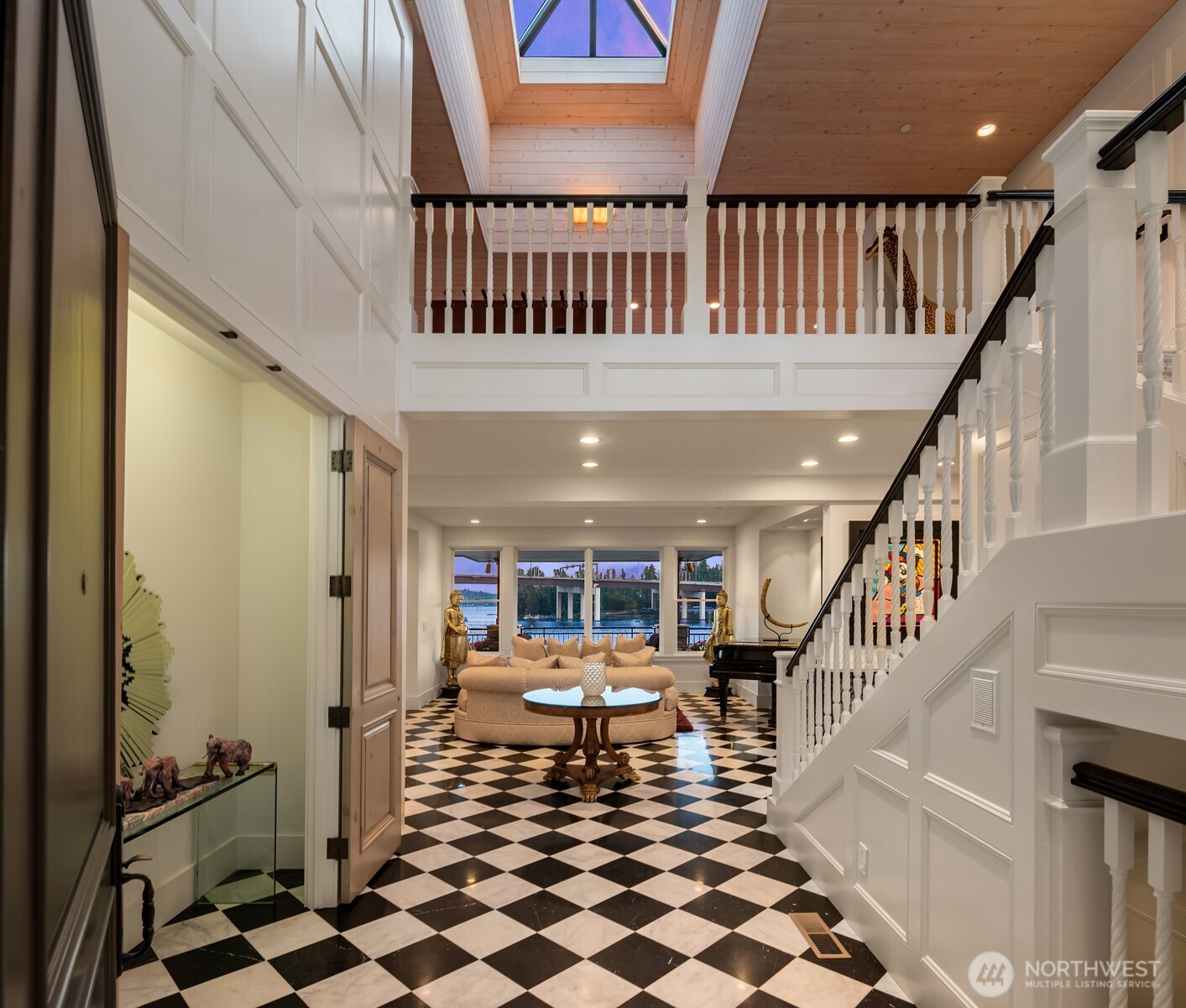16 Enatai Drive