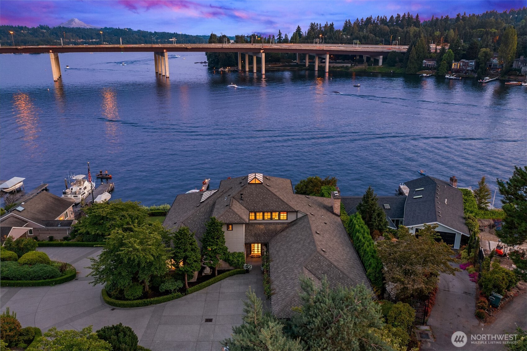16 Enatai Drive