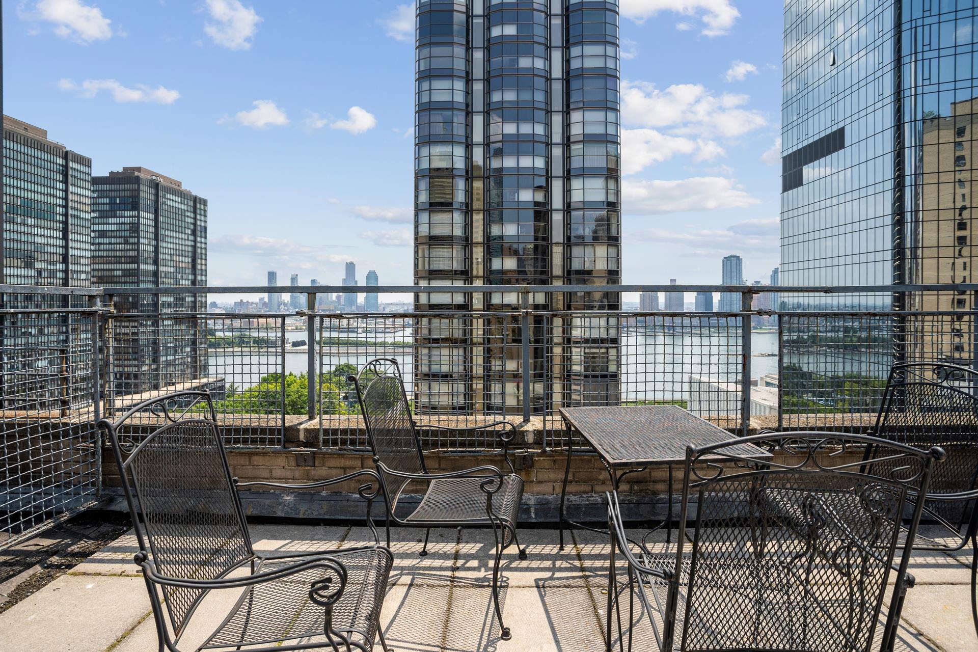 333 E 46TH Street 11H