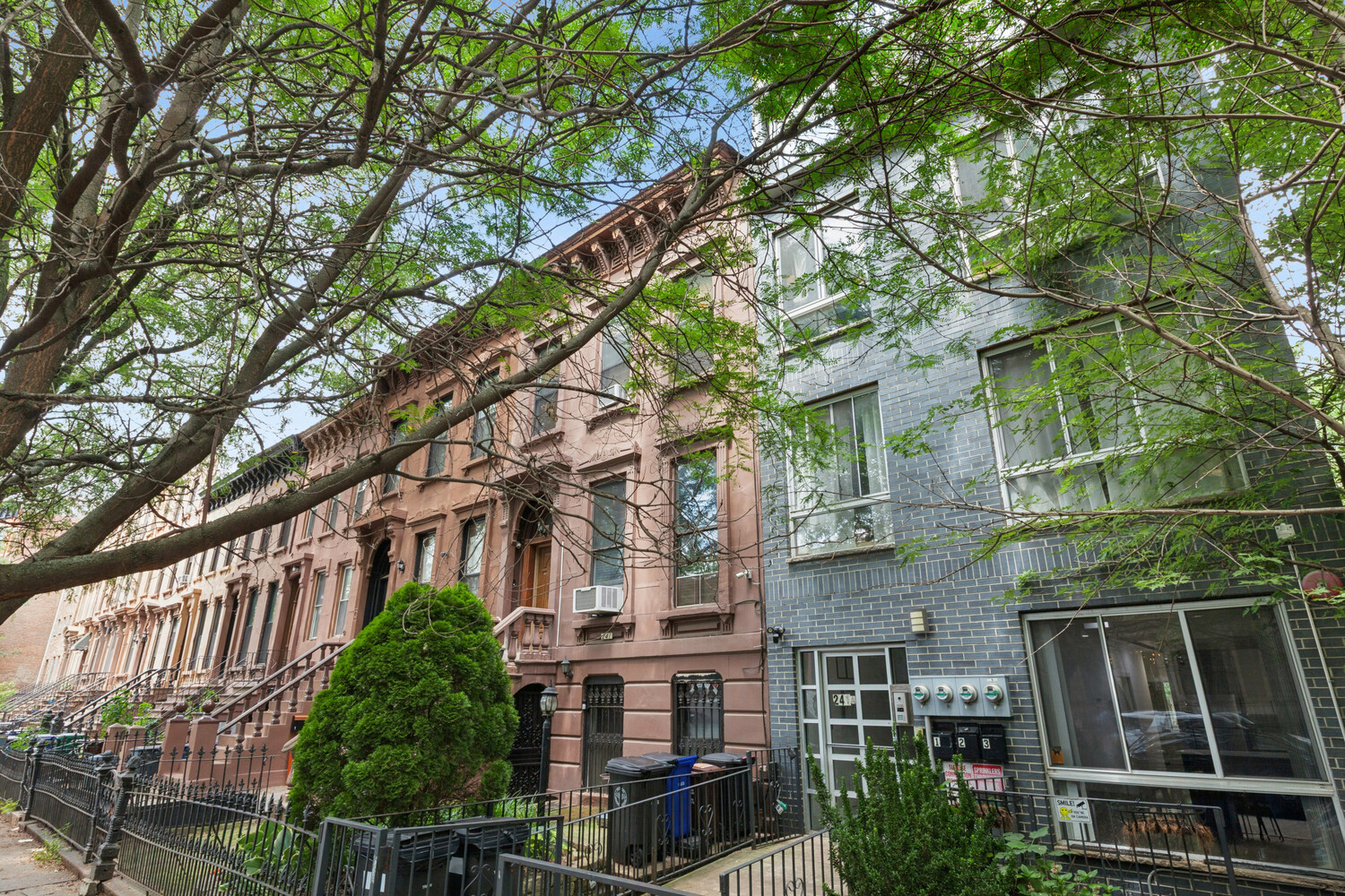 241A MADISON Street
