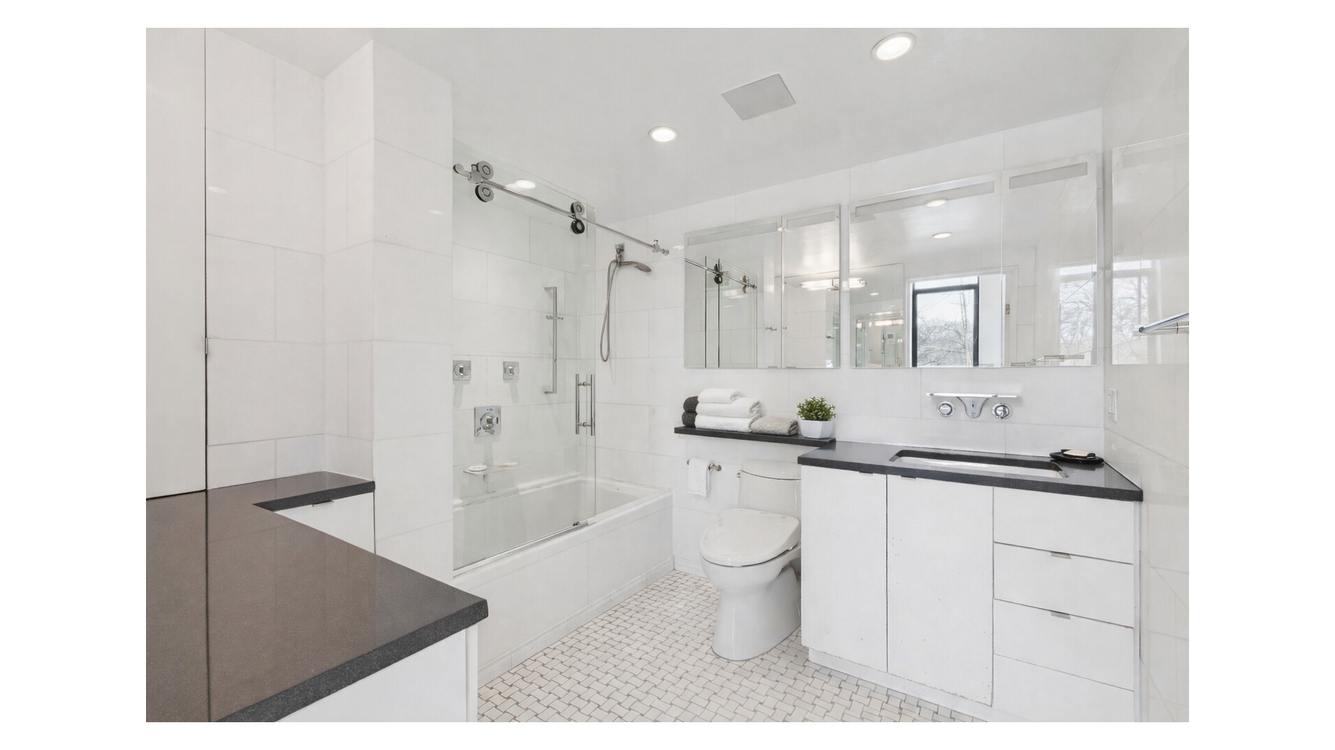 1255 5TH Avenue 3B