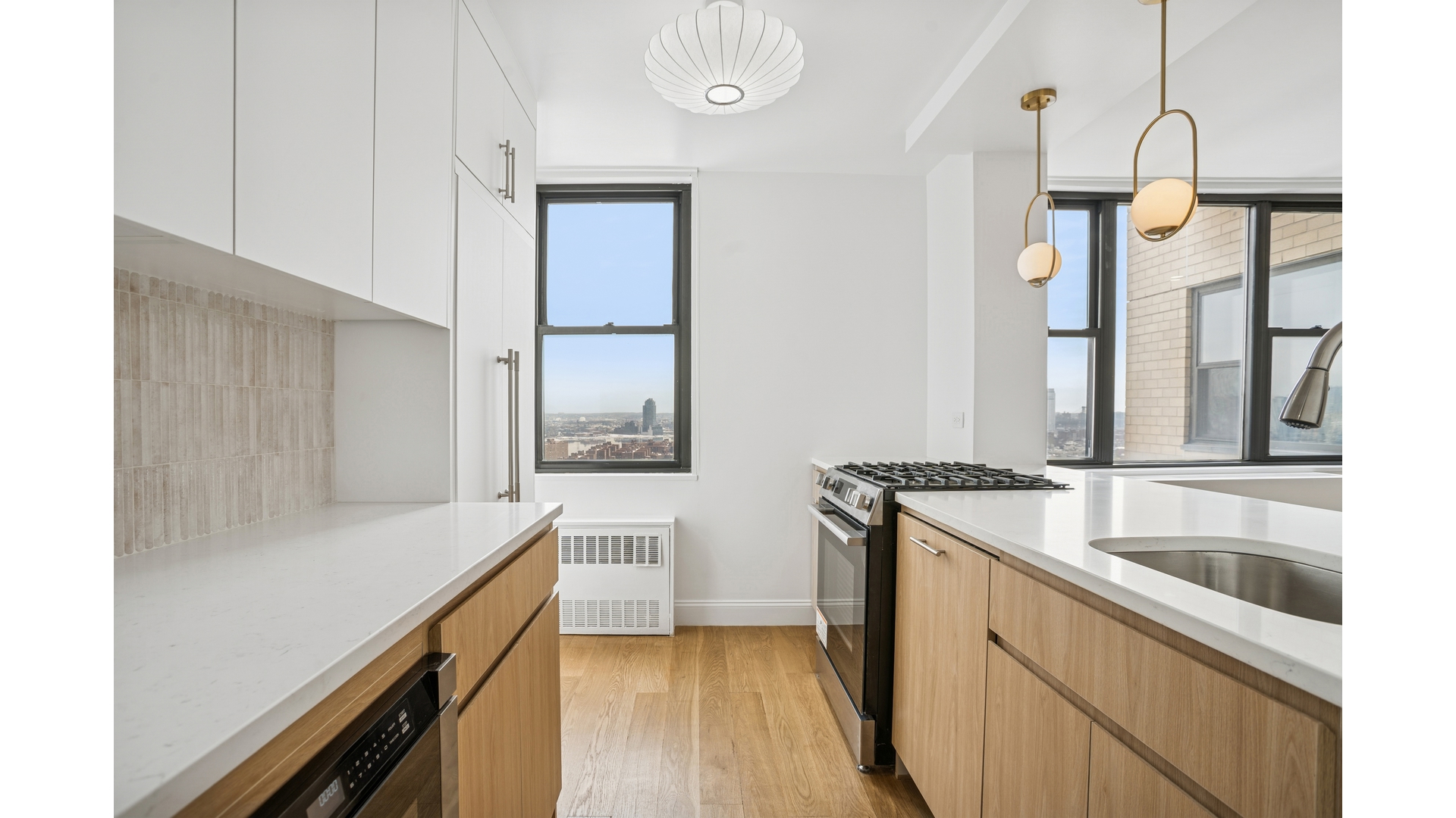 201 E 17TH Street 31H