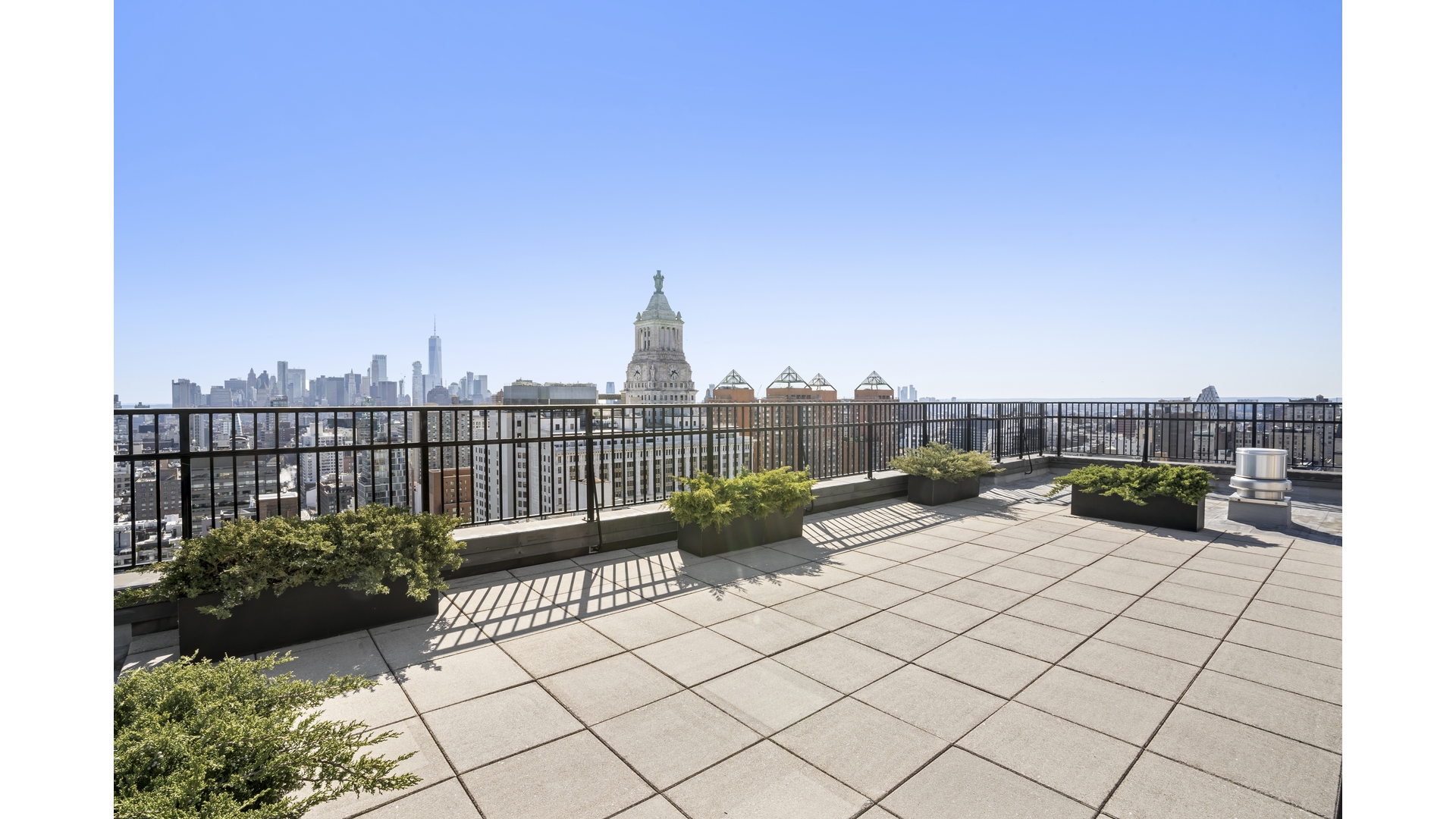 201 E 17TH Street 31H