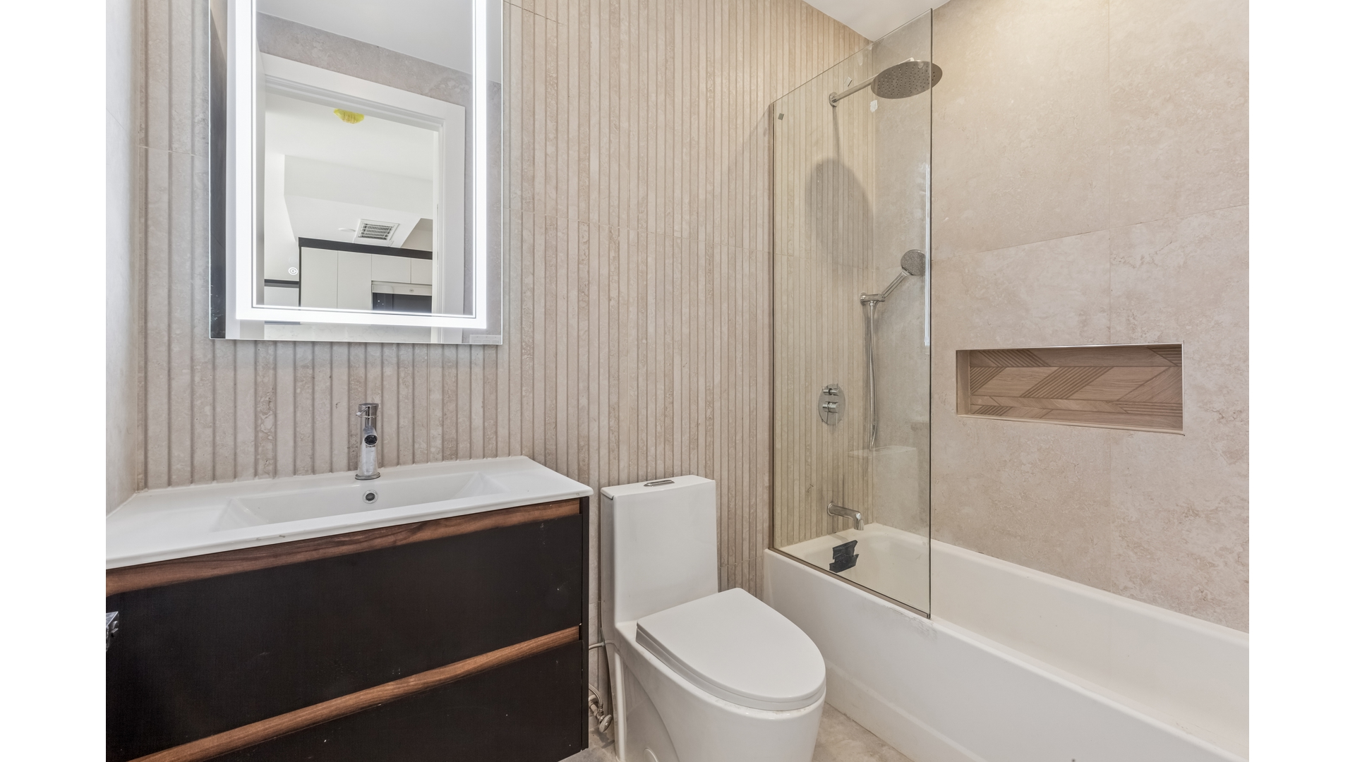 197 PULASKI Street 2A