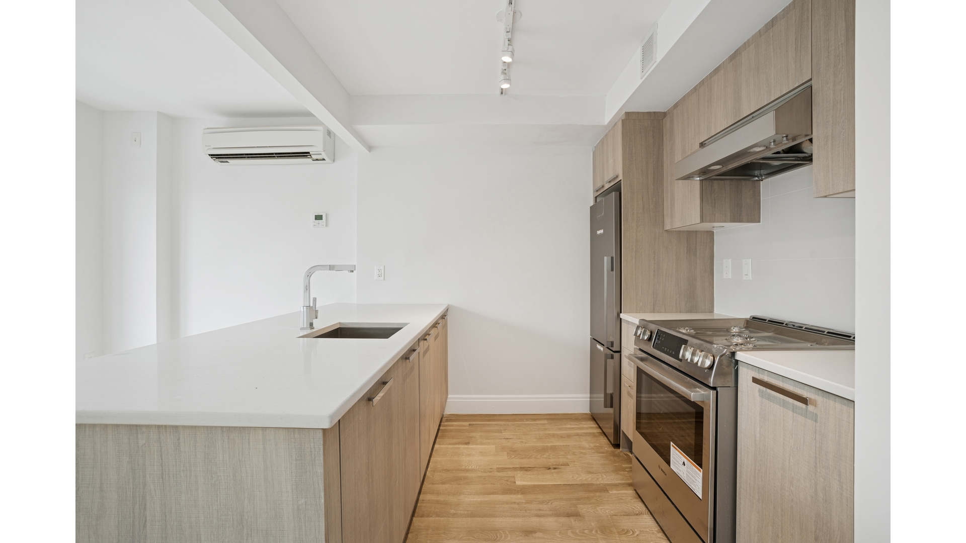 189 COOPER Street 3A