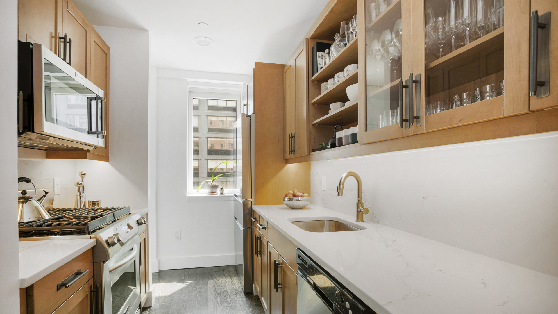 200 W 24TH Street 5A
