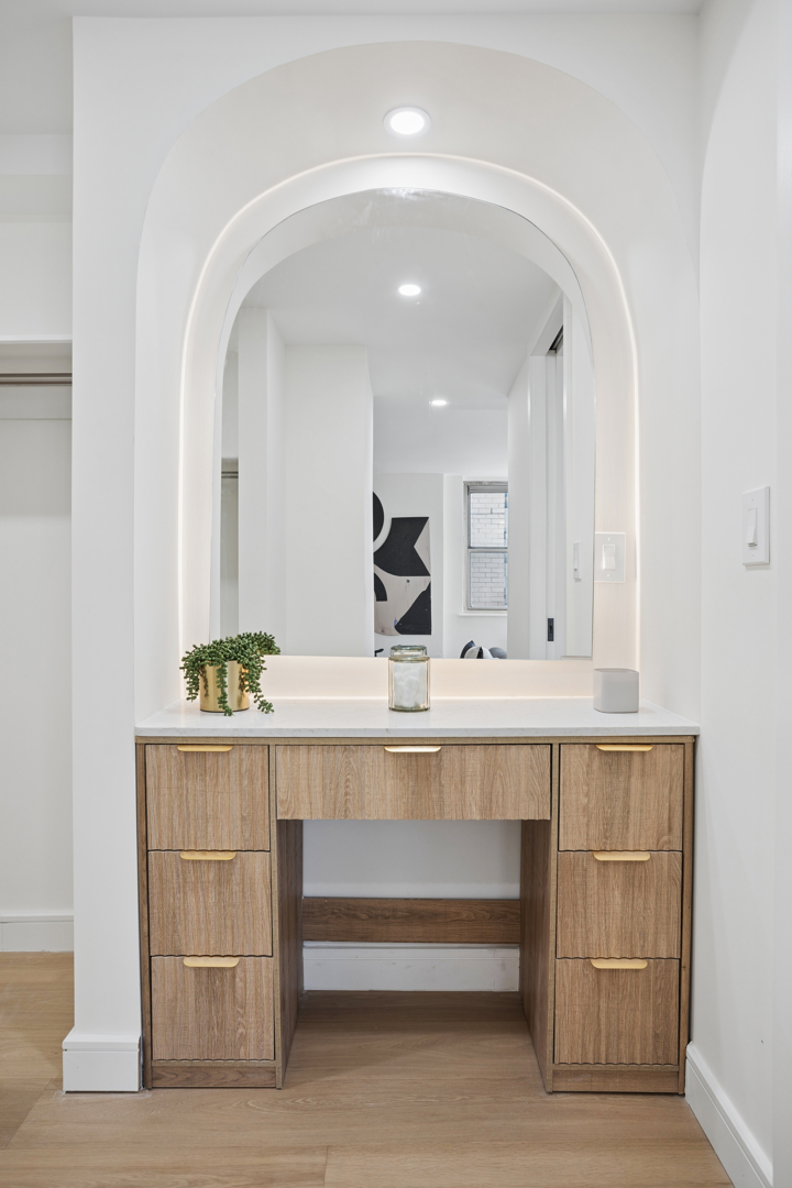 200 E 58TH Street 18A
