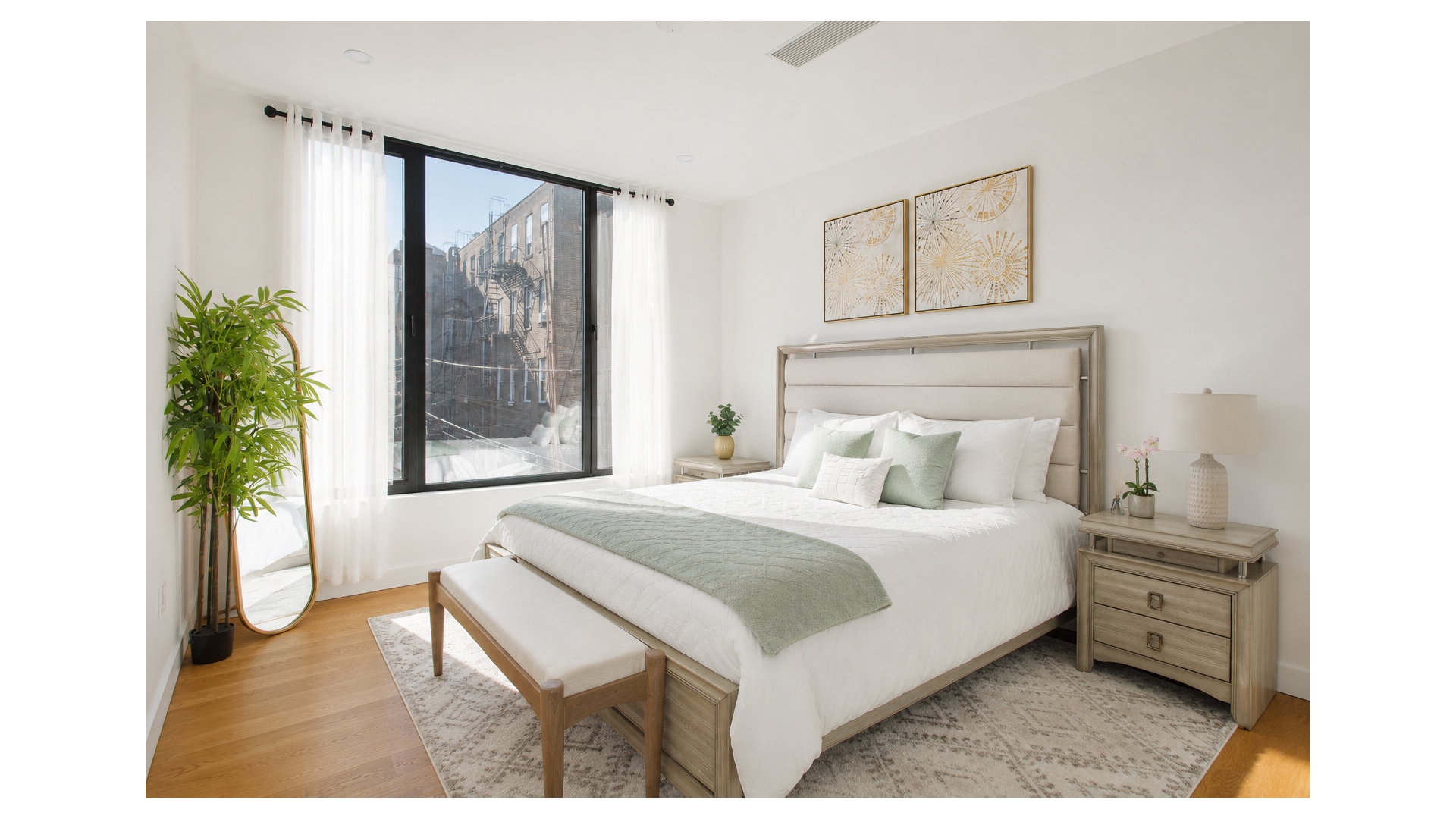 54 DUPONT Street TH1