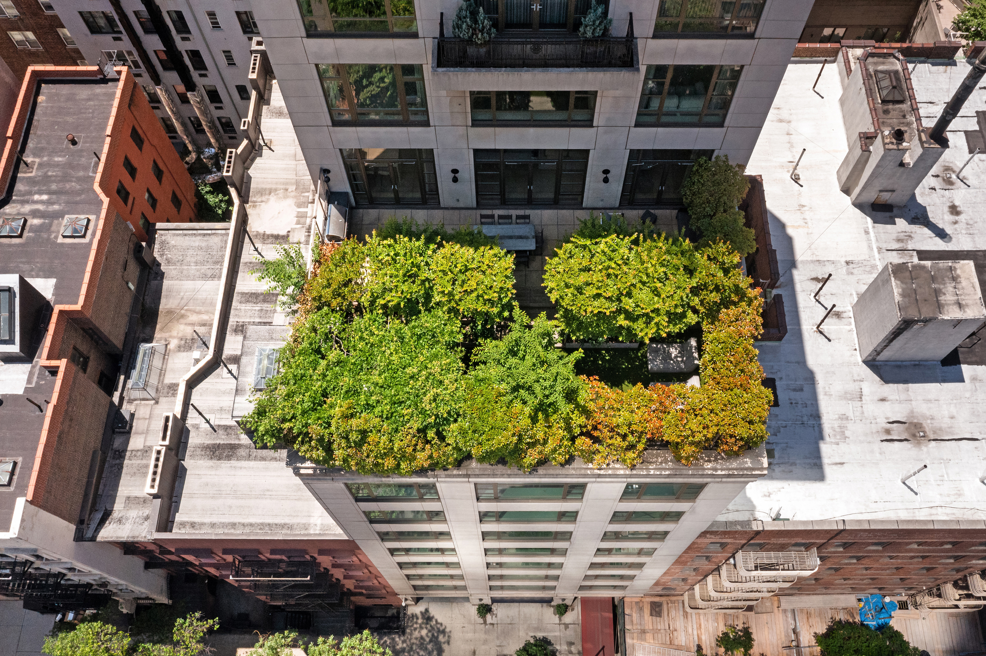 43 W 64TH Street PH10B