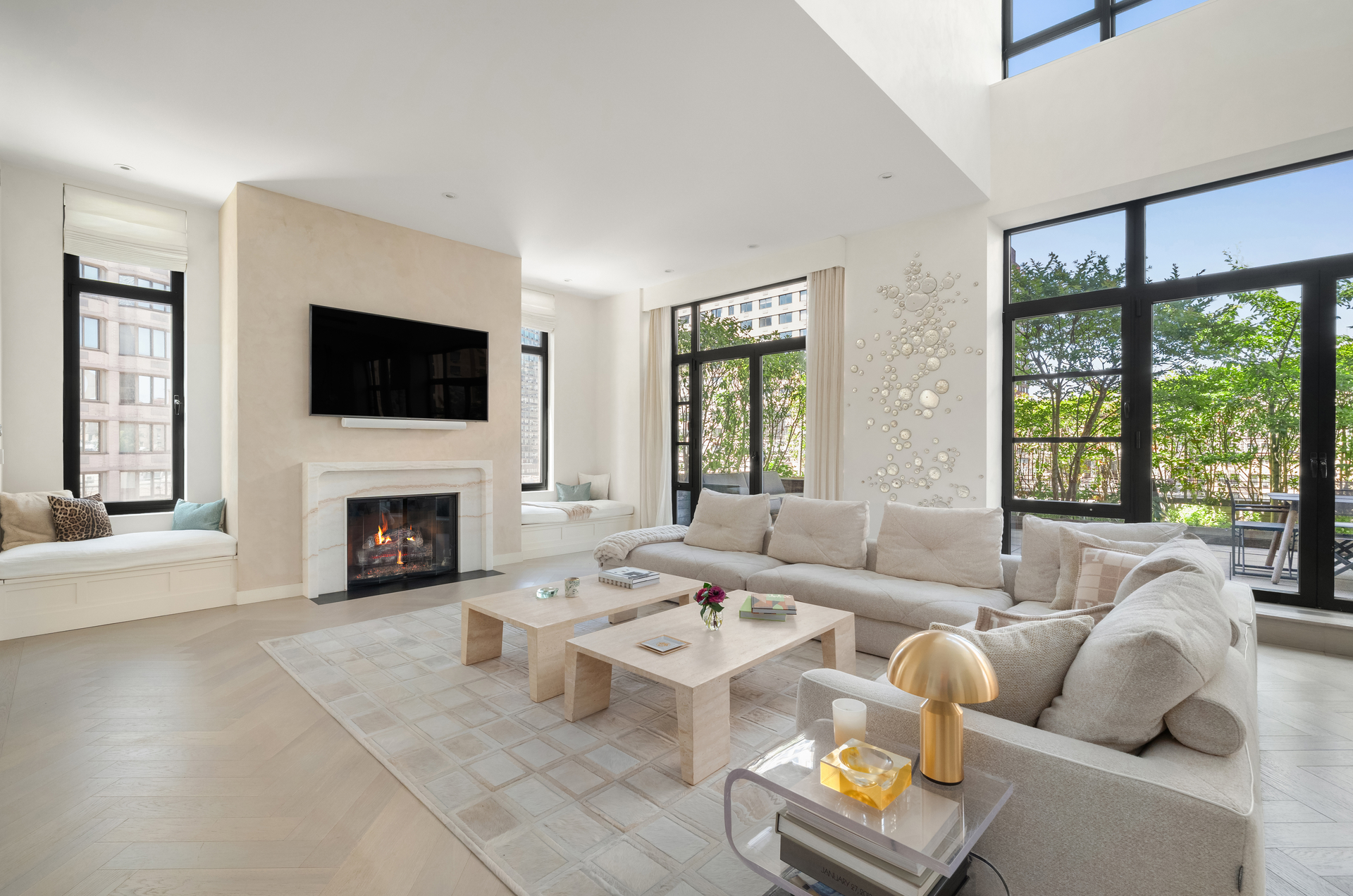 43 W 64TH Street PH10B
