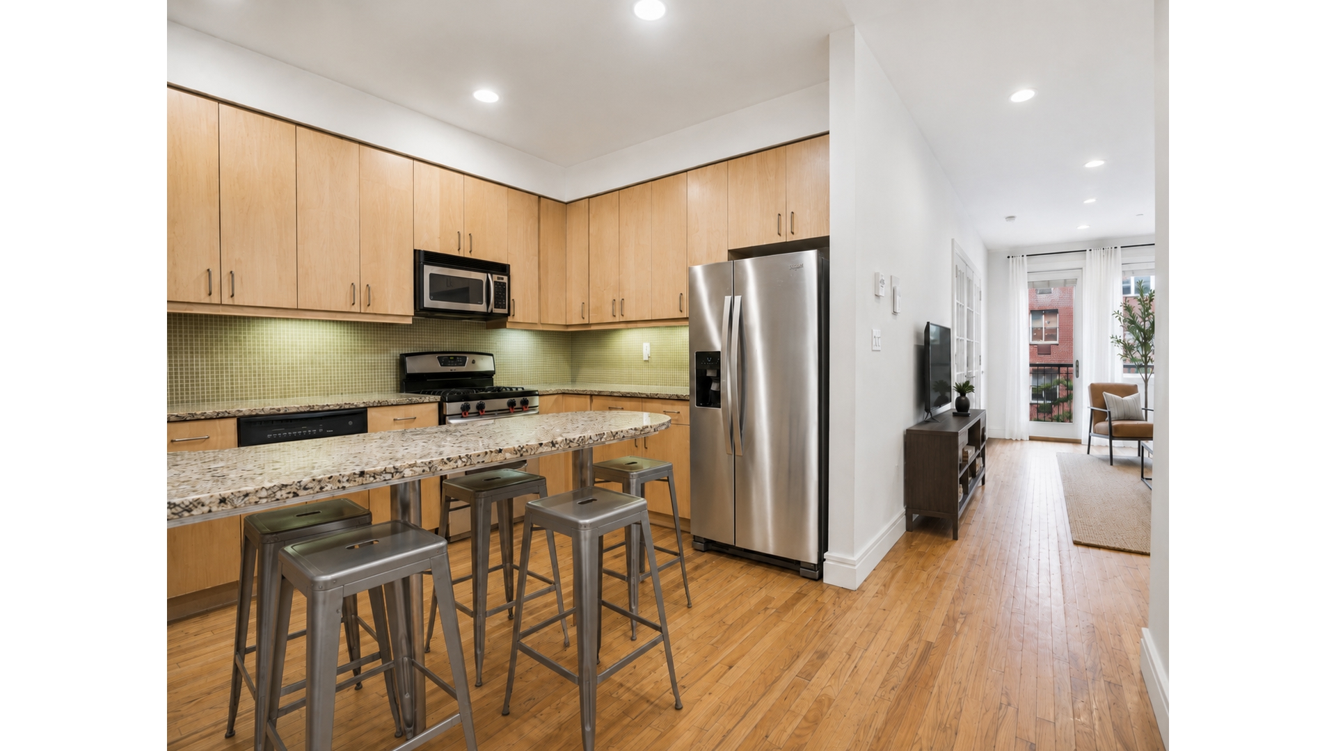 296 E 2ND Street 4H