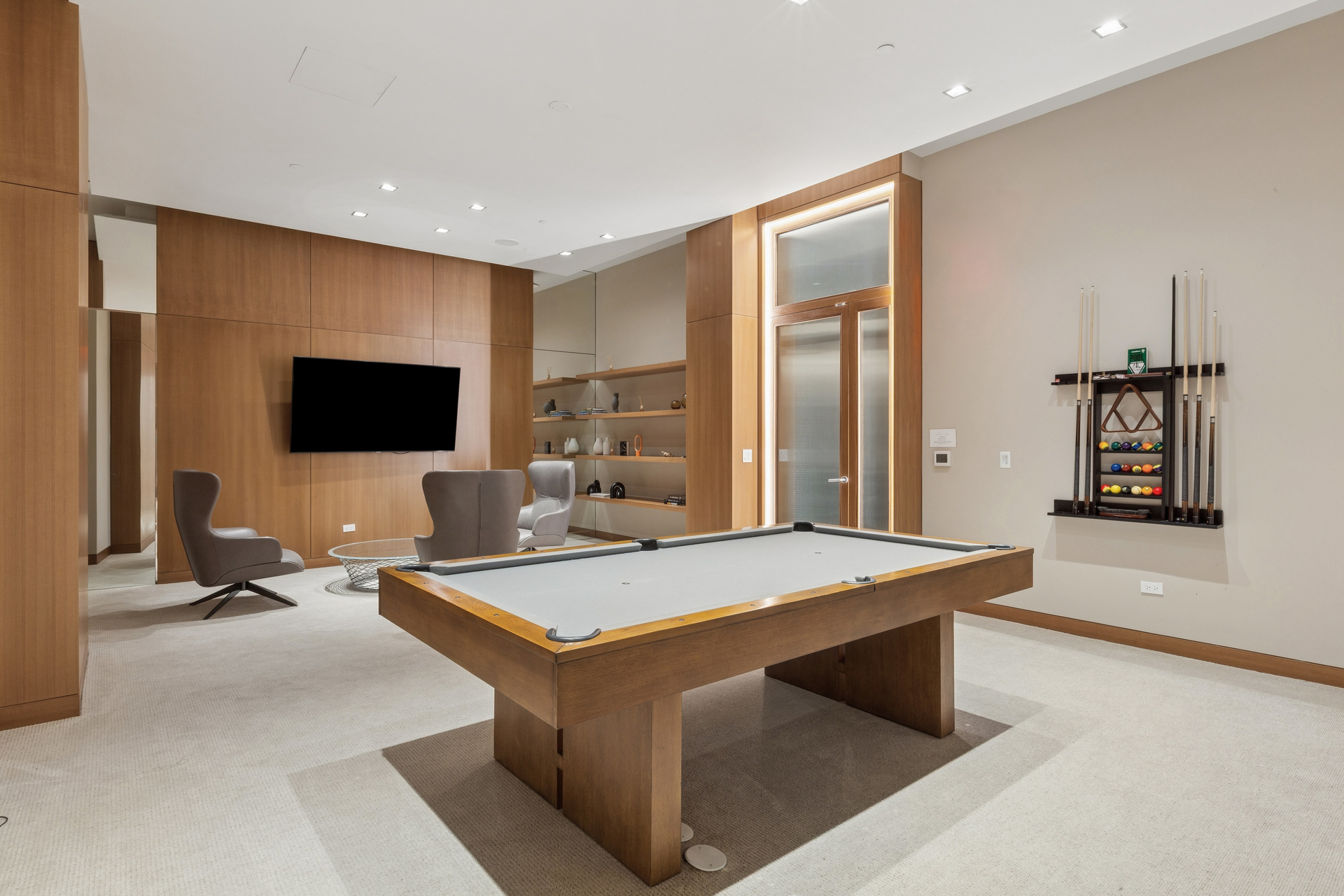 611 W 56TH Street 17B