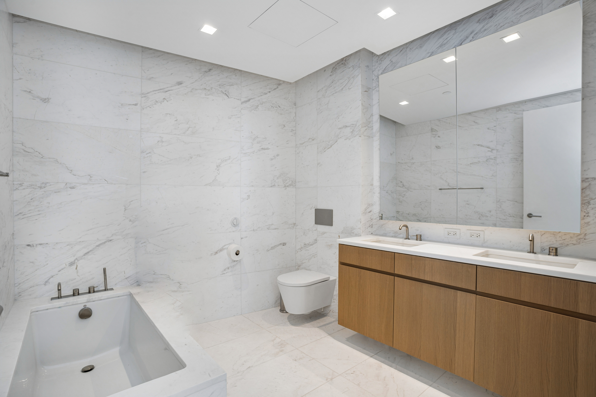 611 W 56TH Street 17B