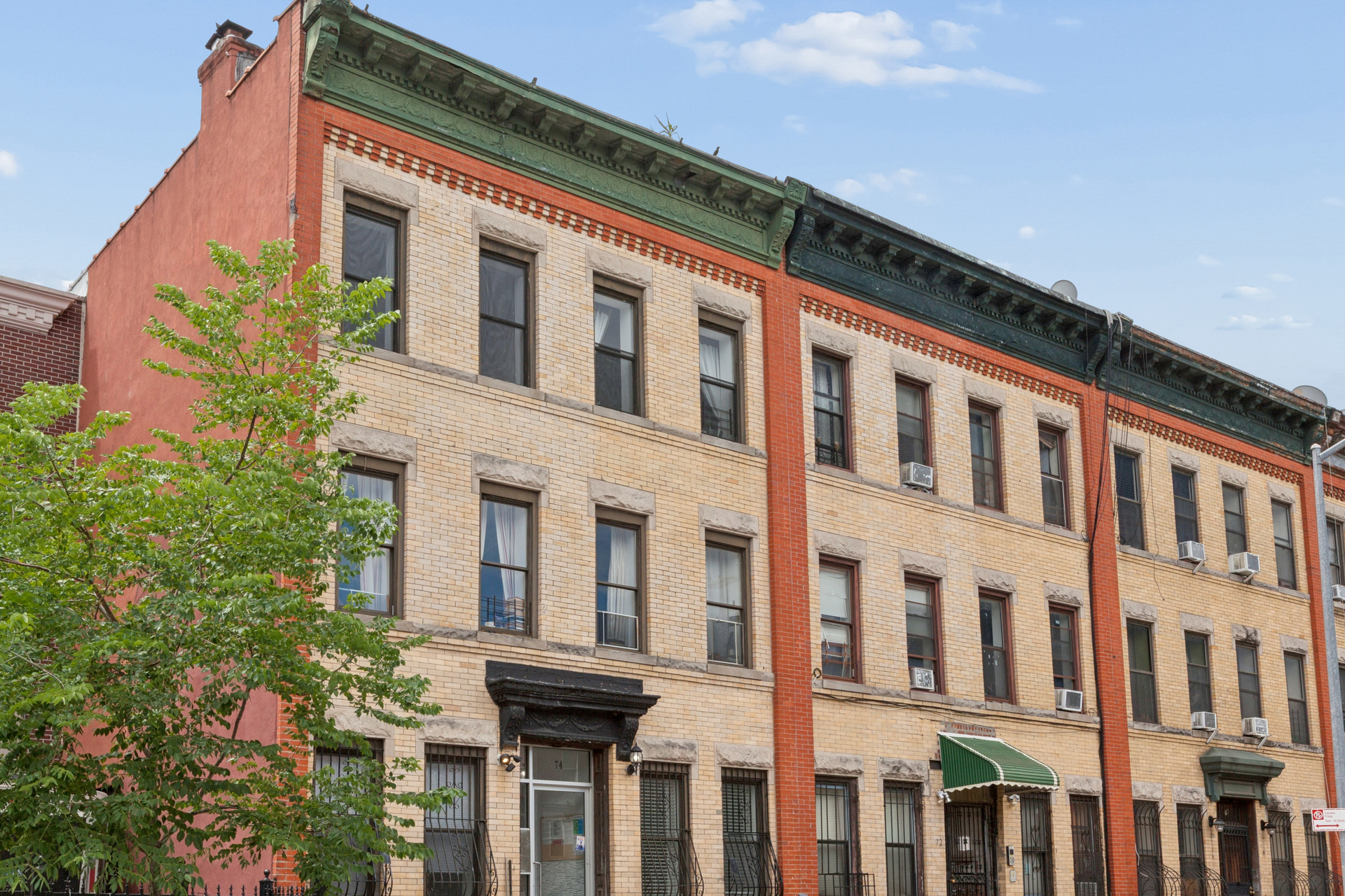 74 MACDOUGAL Street