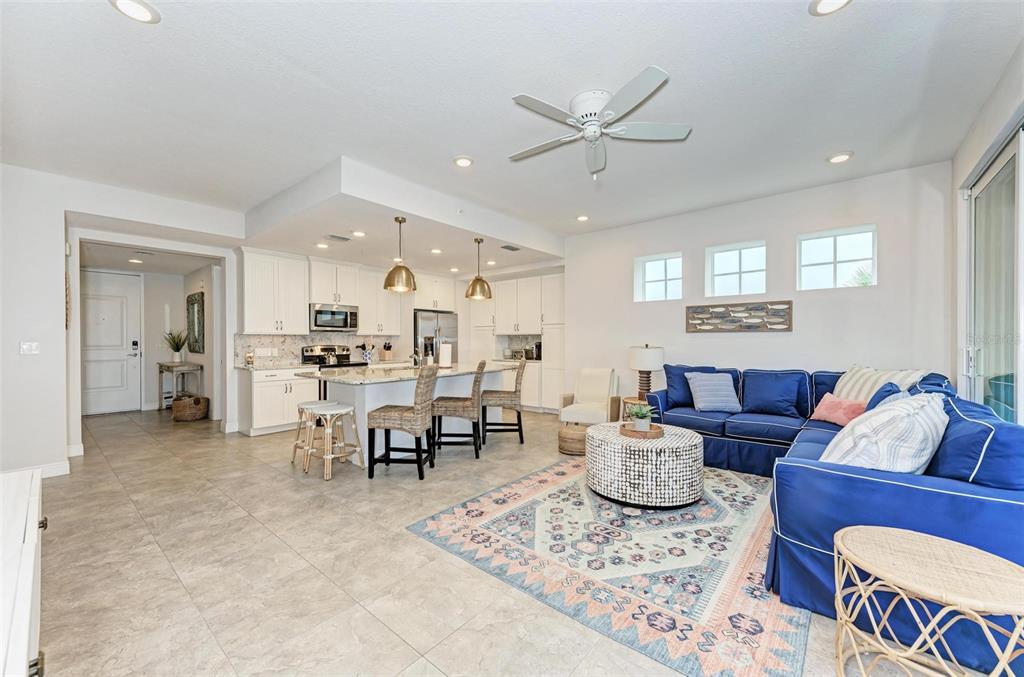 396 ARUBA CIRCLE Unit: 102