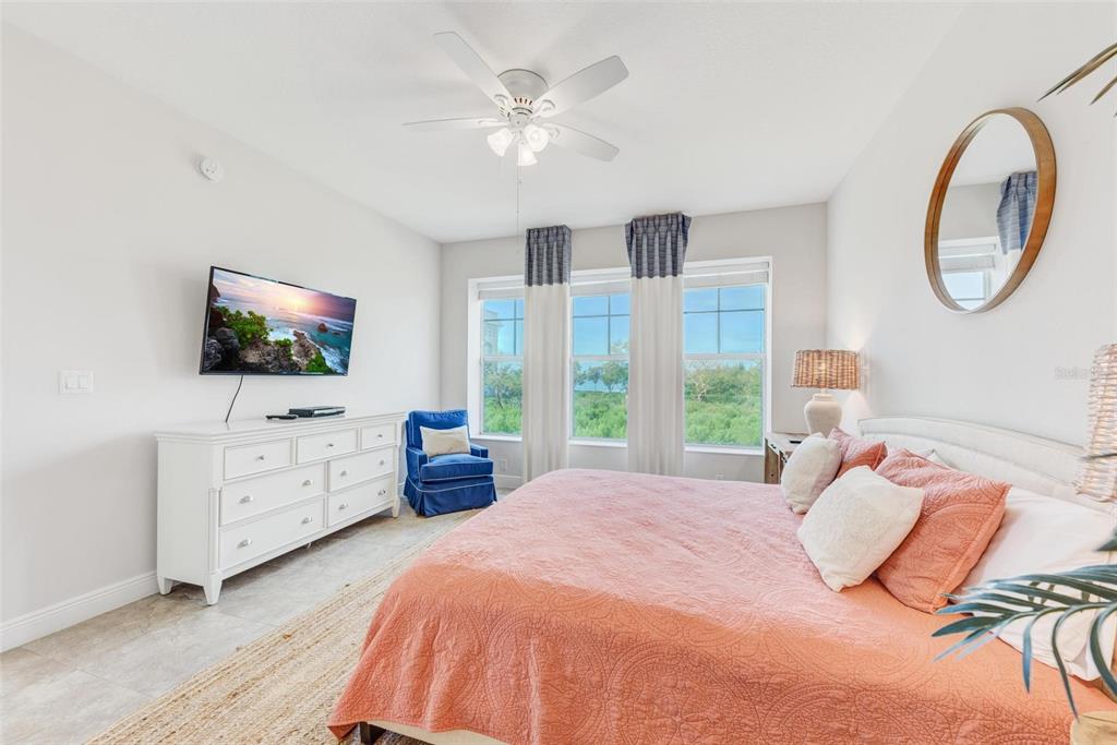 396 ARUBA CIRCLE Unit: 102