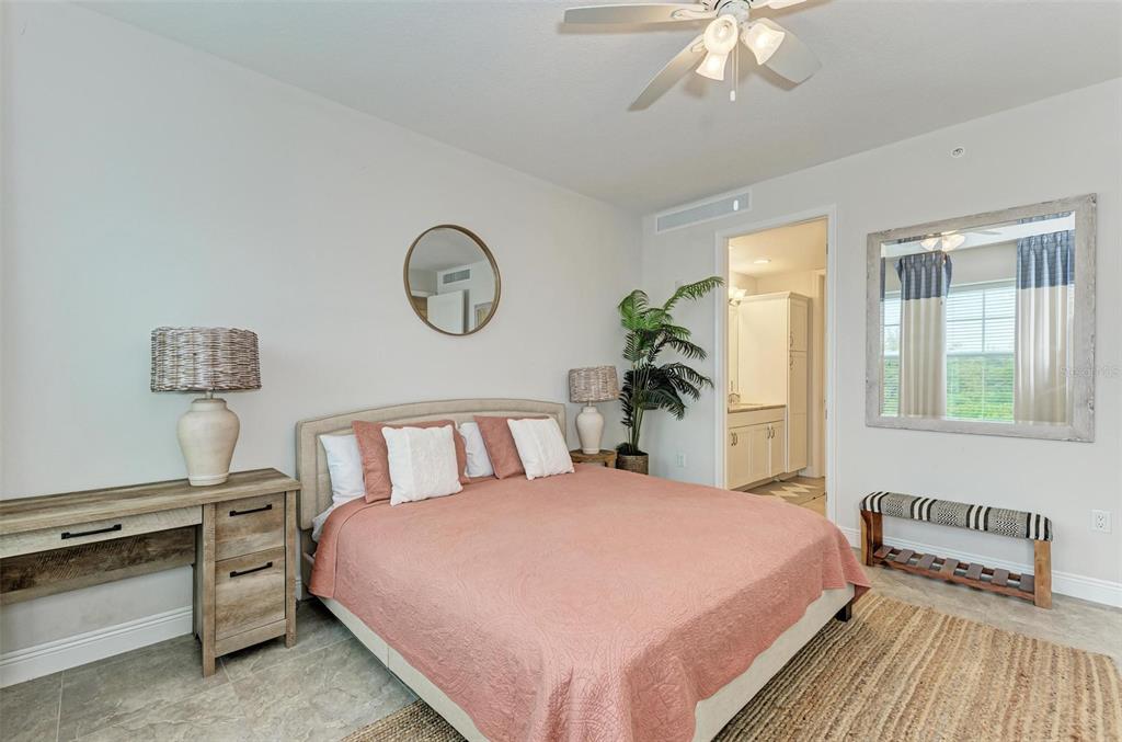 396 ARUBA CIRCLE Unit: 102