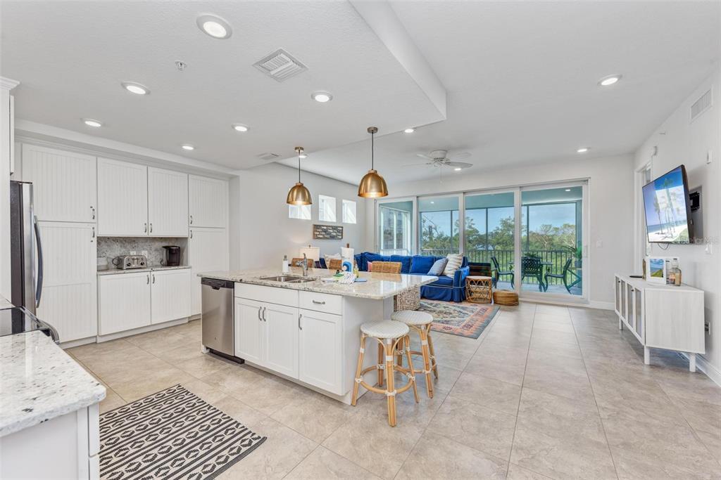 396 ARUBA CIRCLE Unit: 102