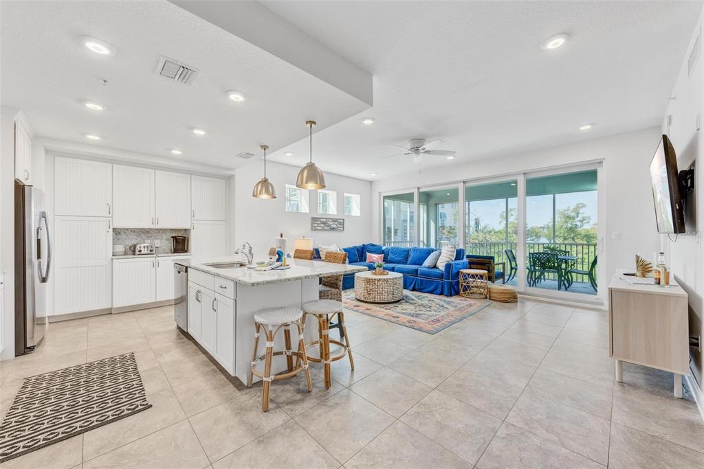 396 ARUBA CIRCLE Unit: 102