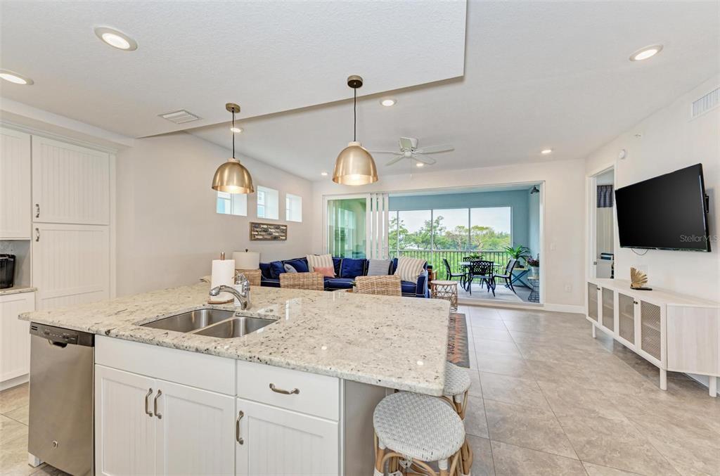 396 ARUBA CIRCLE Unit: 102