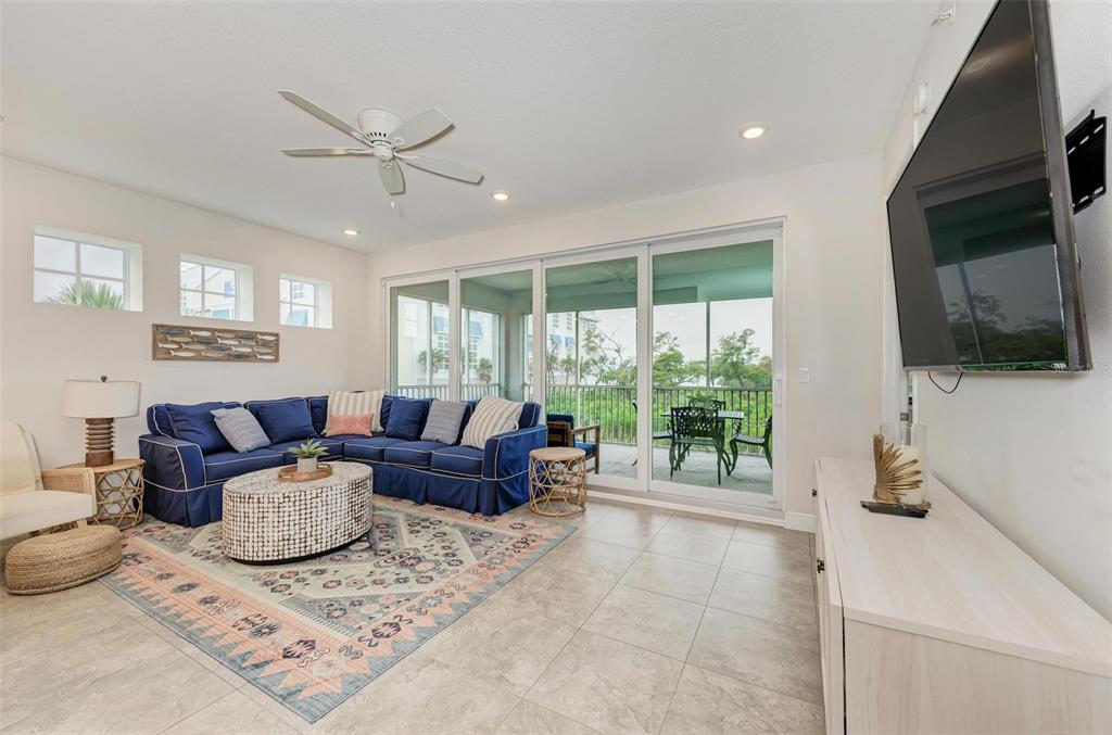 396 ARUBA CIRCLE Unit: 102