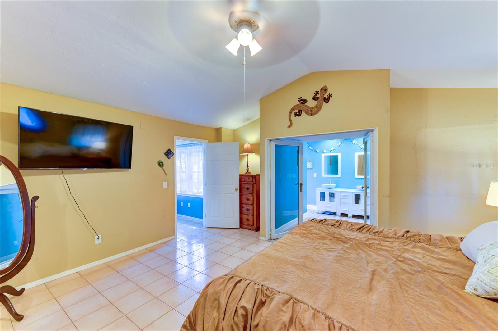4407 PARNELL DRIVE