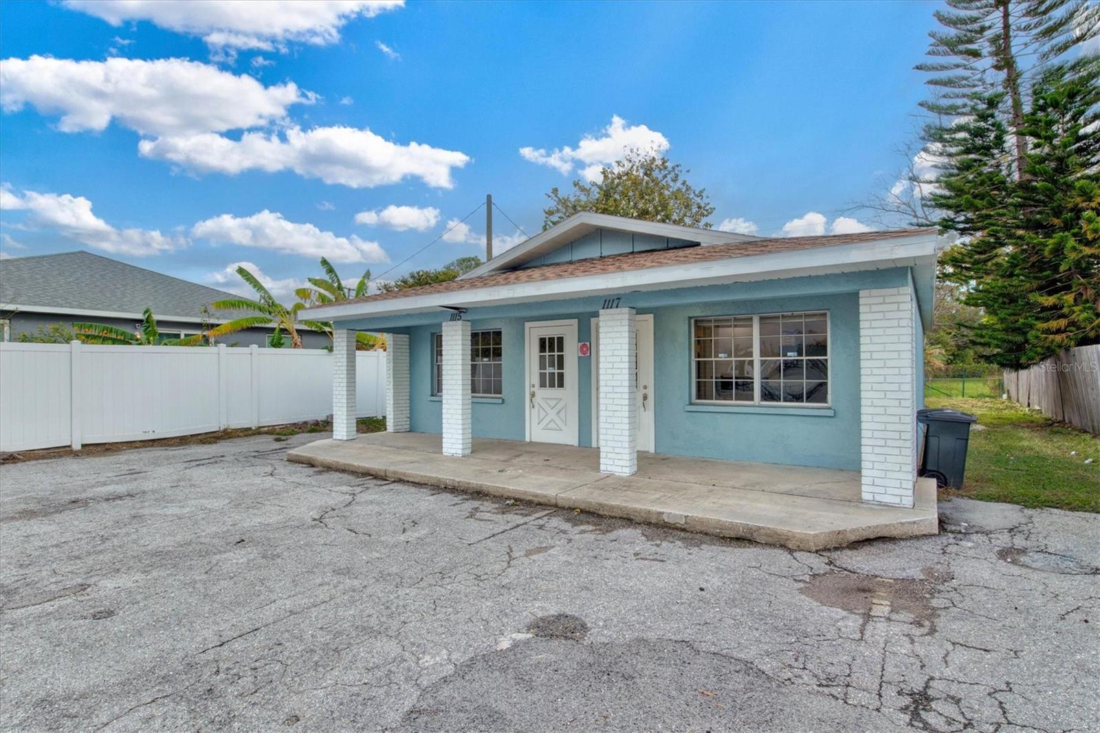 1117 30TH AVE W