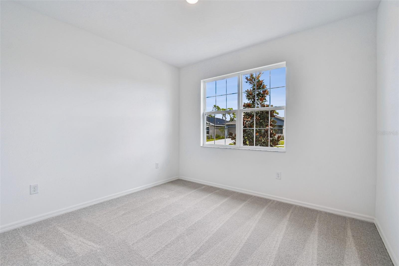 11818 MOONSAIL DR