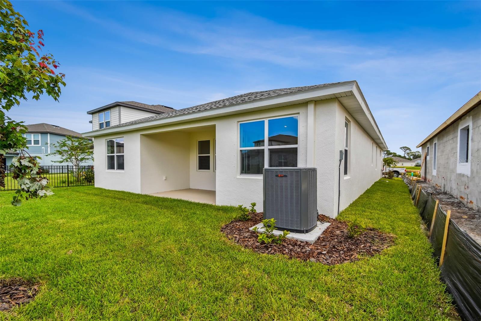 11818 MOONSAIL DR