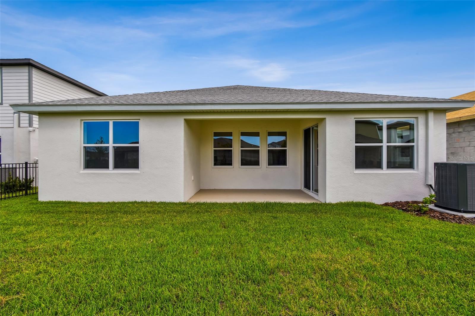 11818 MOONSAIL DR