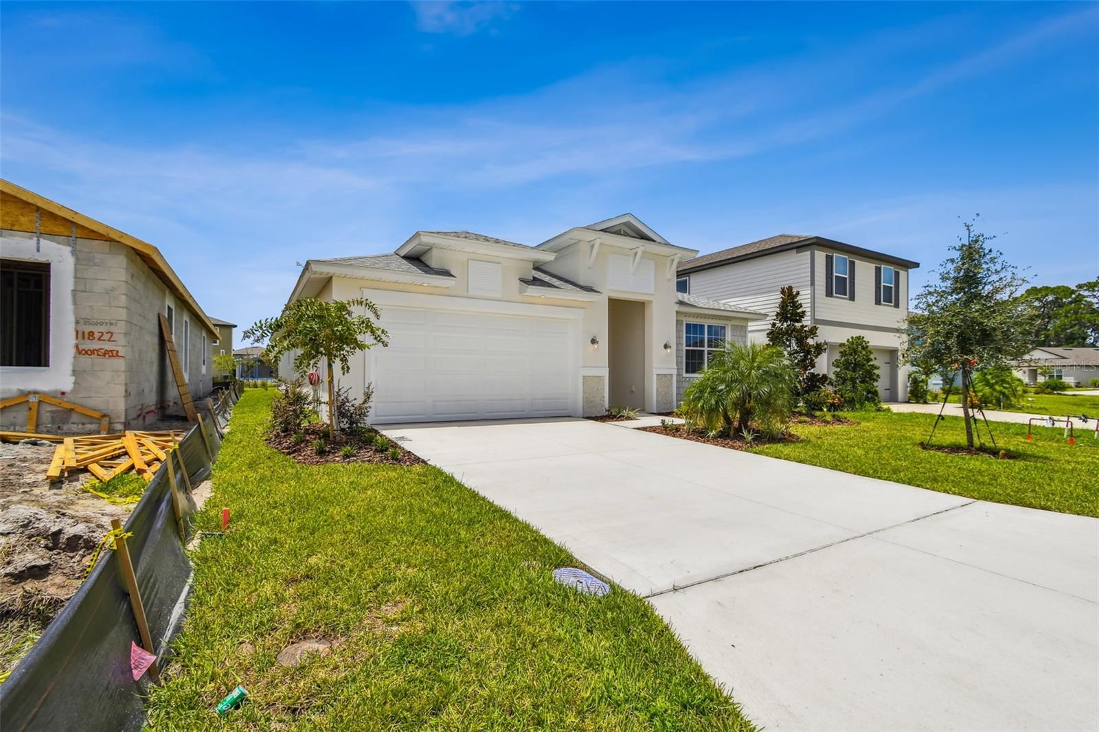 11818 MOONSAIL DR