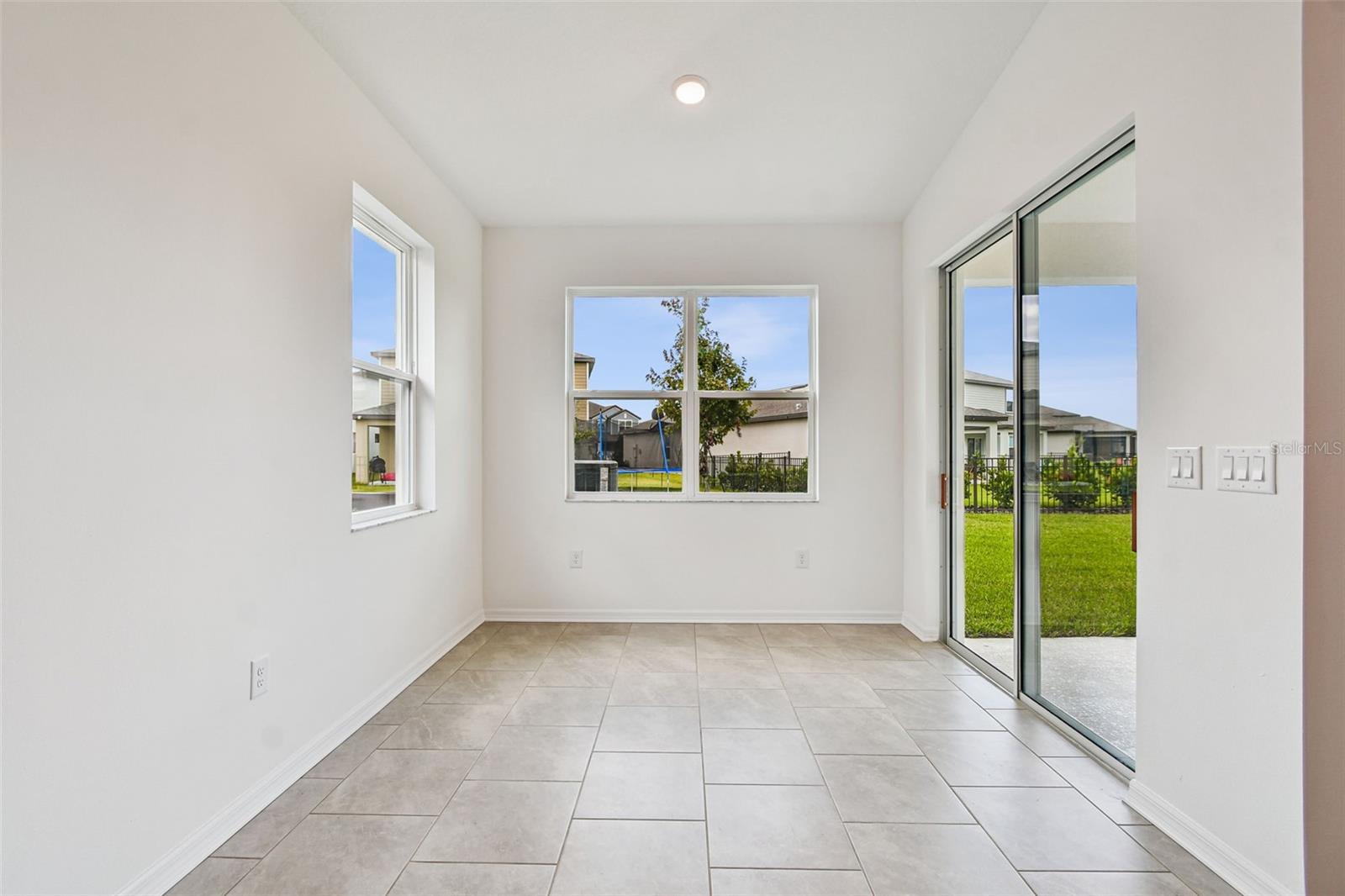 11818 MOONSAIL DR