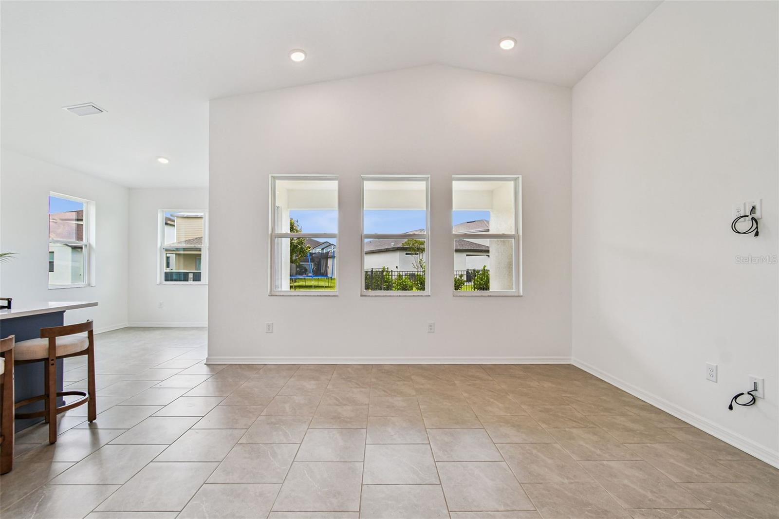 11818 MOONSAIL DR