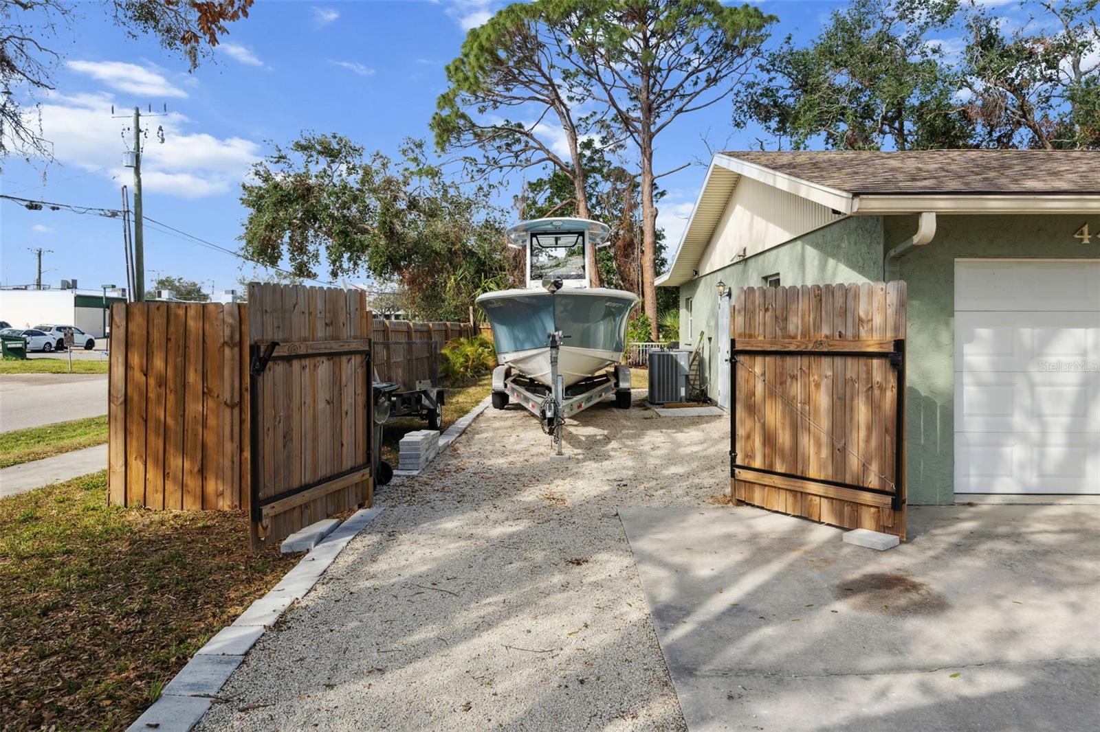 4407 PARNELL DR